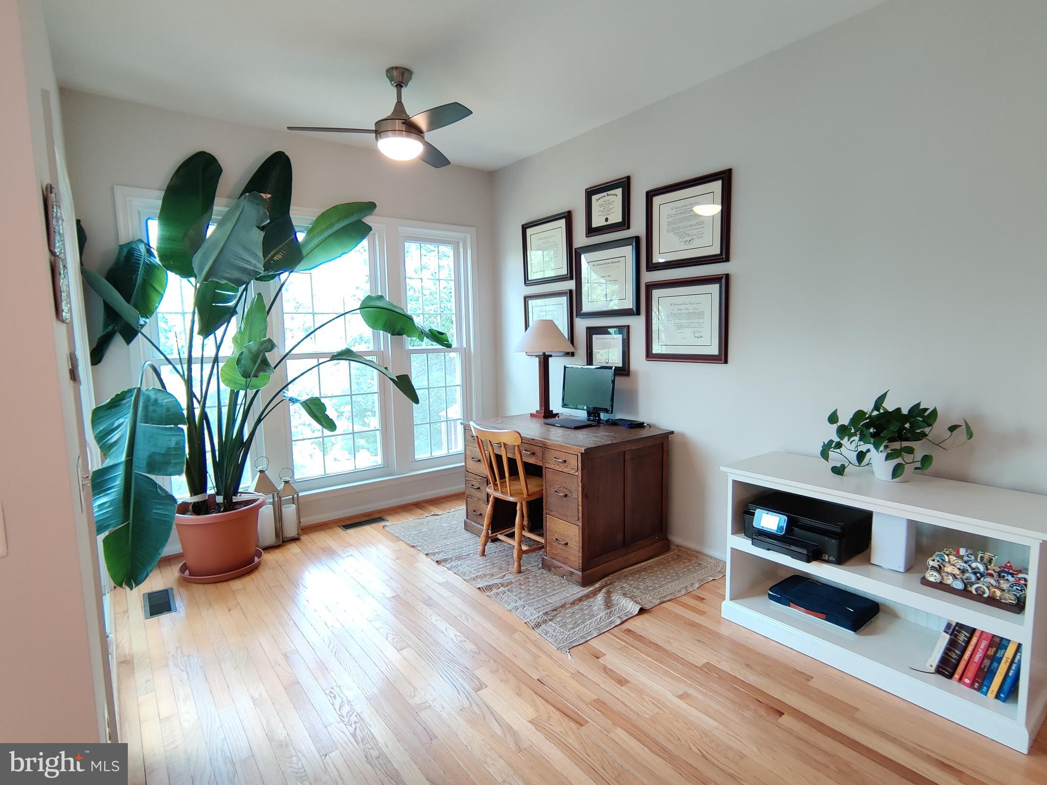 OVERLOOK - Residential Lease