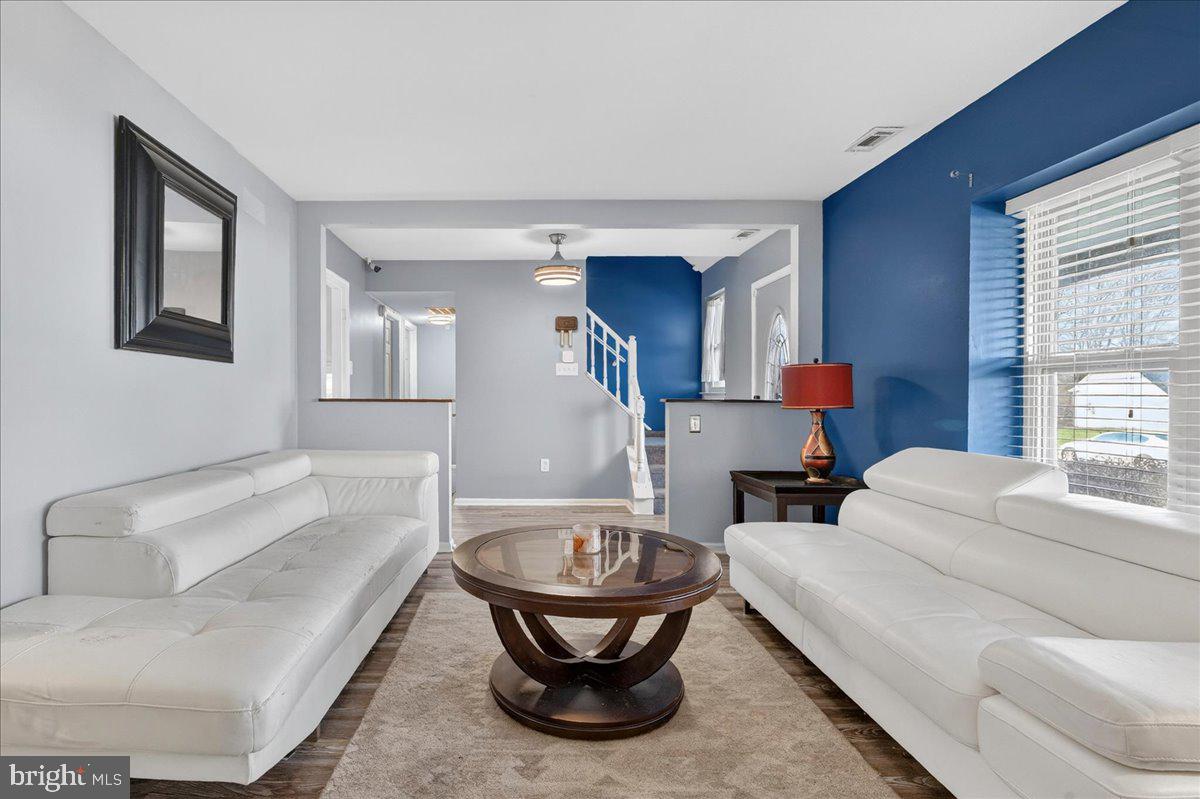 FAIRLESS HILLS - Residential