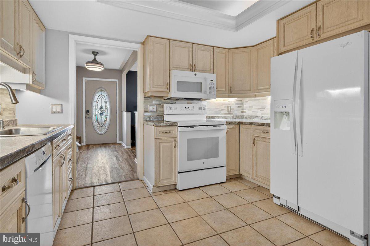 FAIRLESS HILLS - Residential