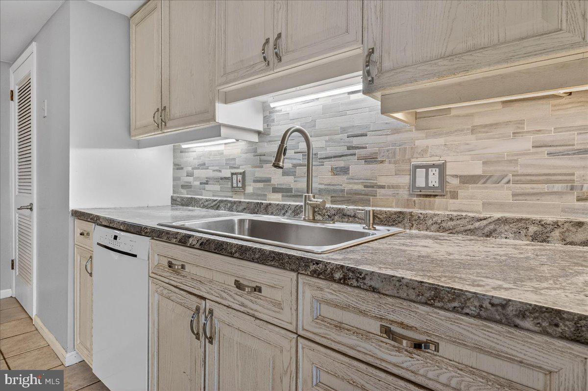 FAIRLESS HILLS - Residential