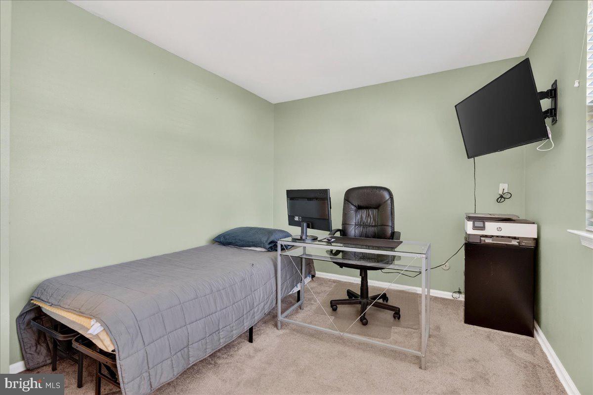 FAIRLESS HILLS - Residential