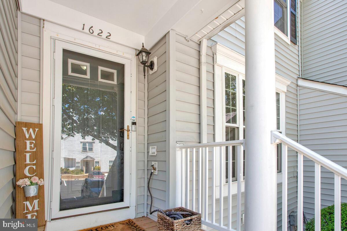 CEDAR GROVE AT CROFTON - Residential