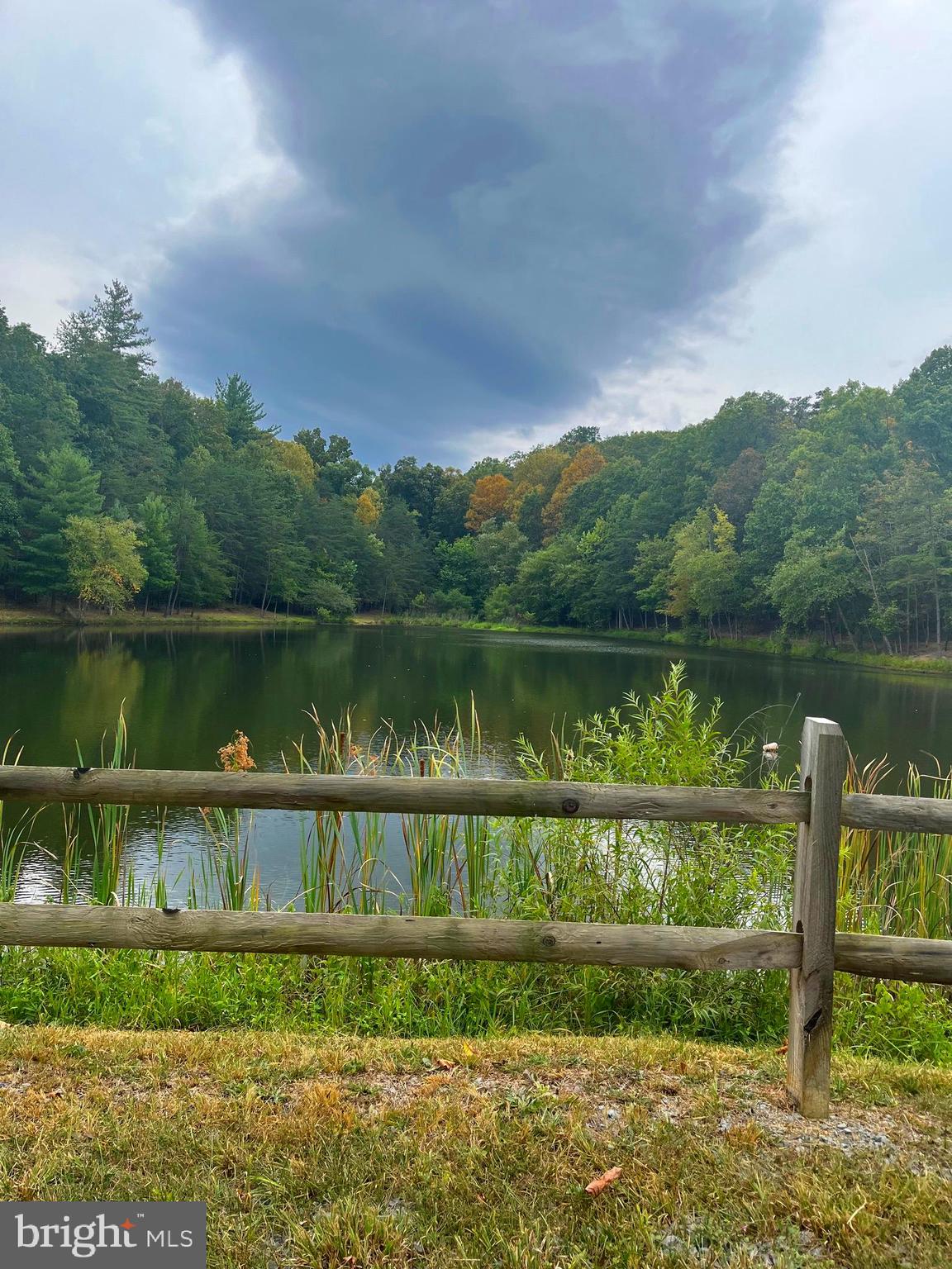 HUNGARIAN MT. TABOR - Residential