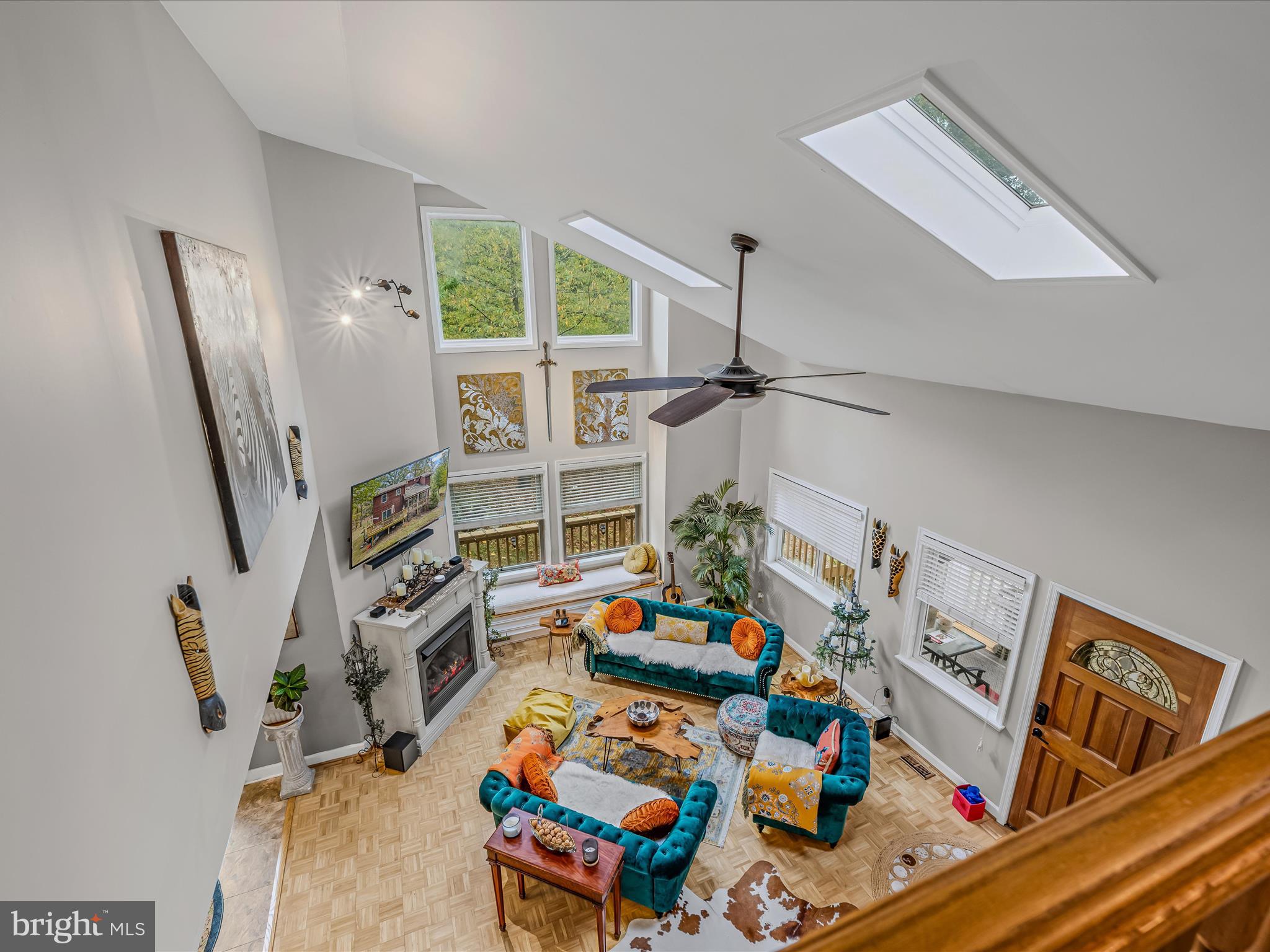 HUNGARIAN MT. TABOR - Residential