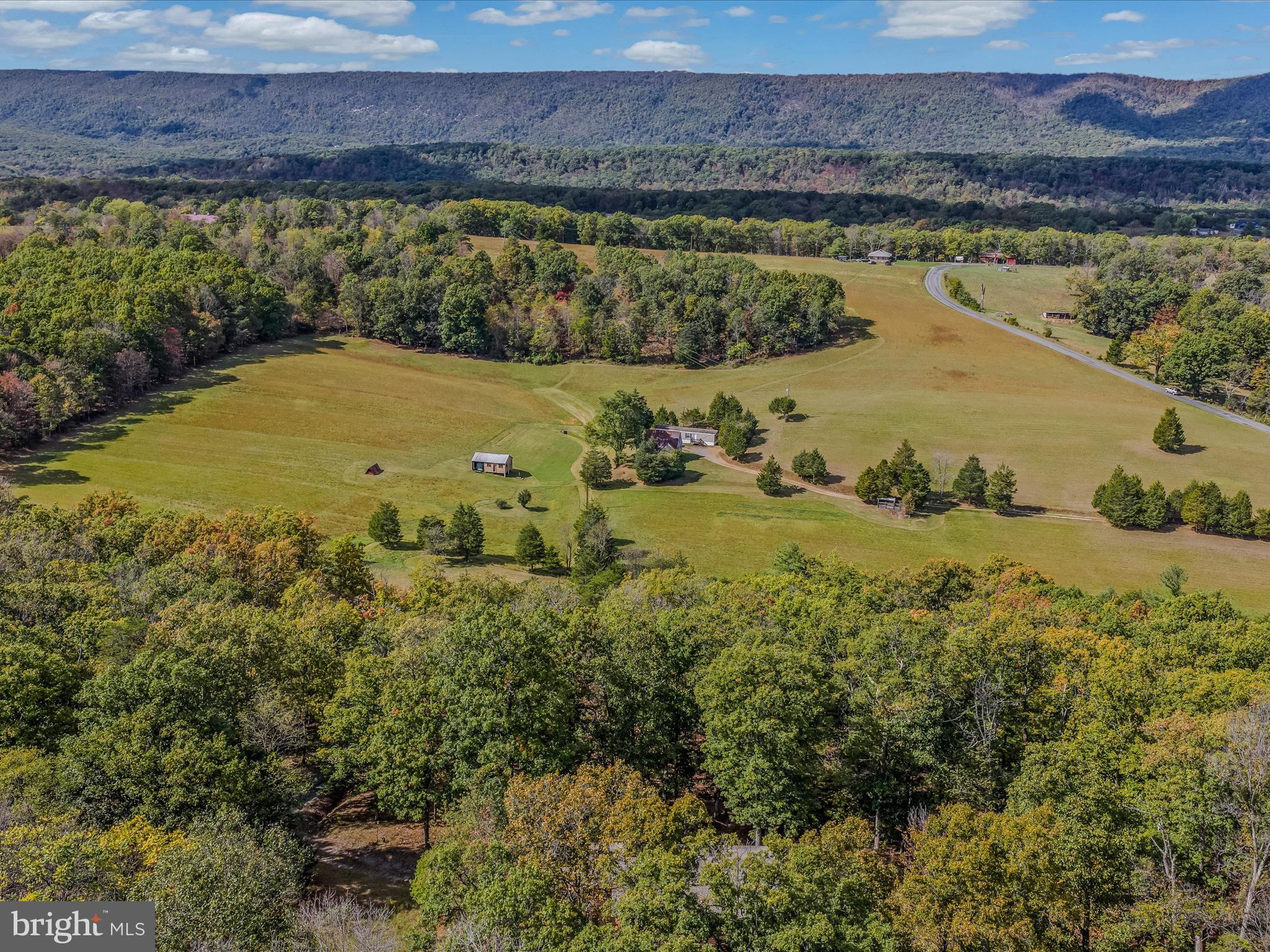 HUNGARIAN MT. TABOR - Residential