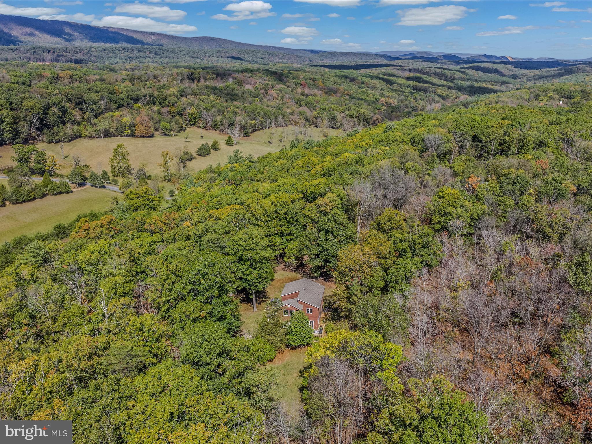 HUNGARIAN MT. TABOR - Residential