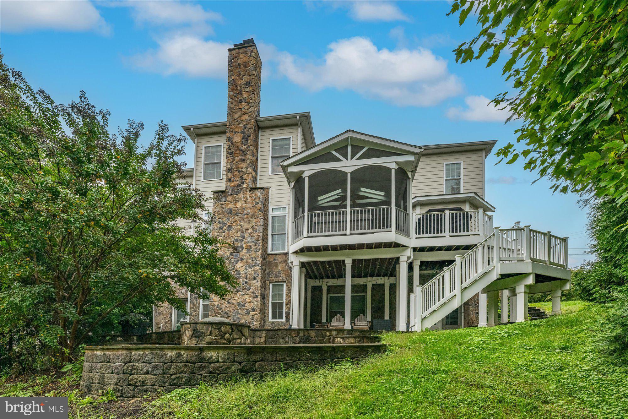 DONALDSON RUN - Residential