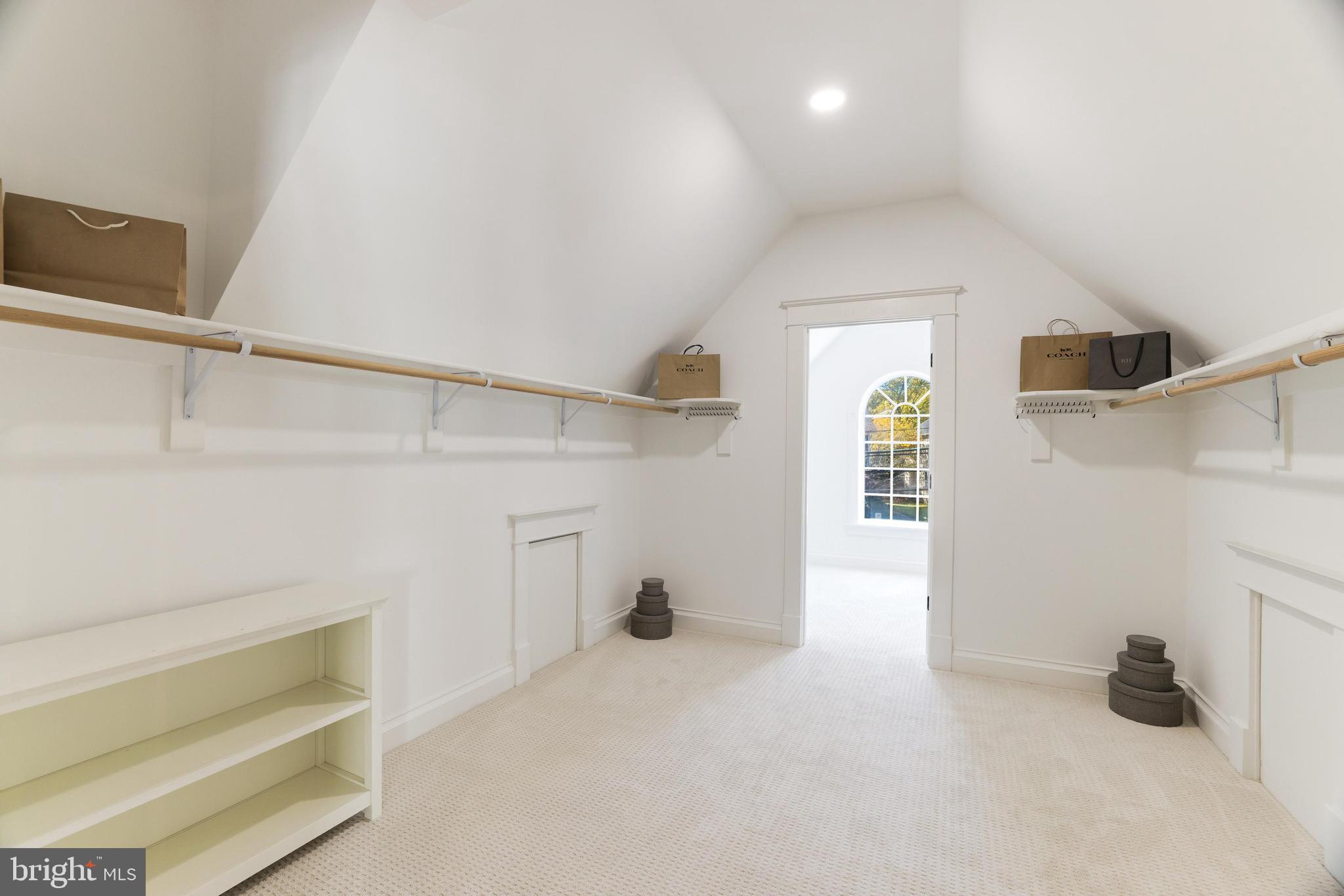 DONALDSON RUN - Residential