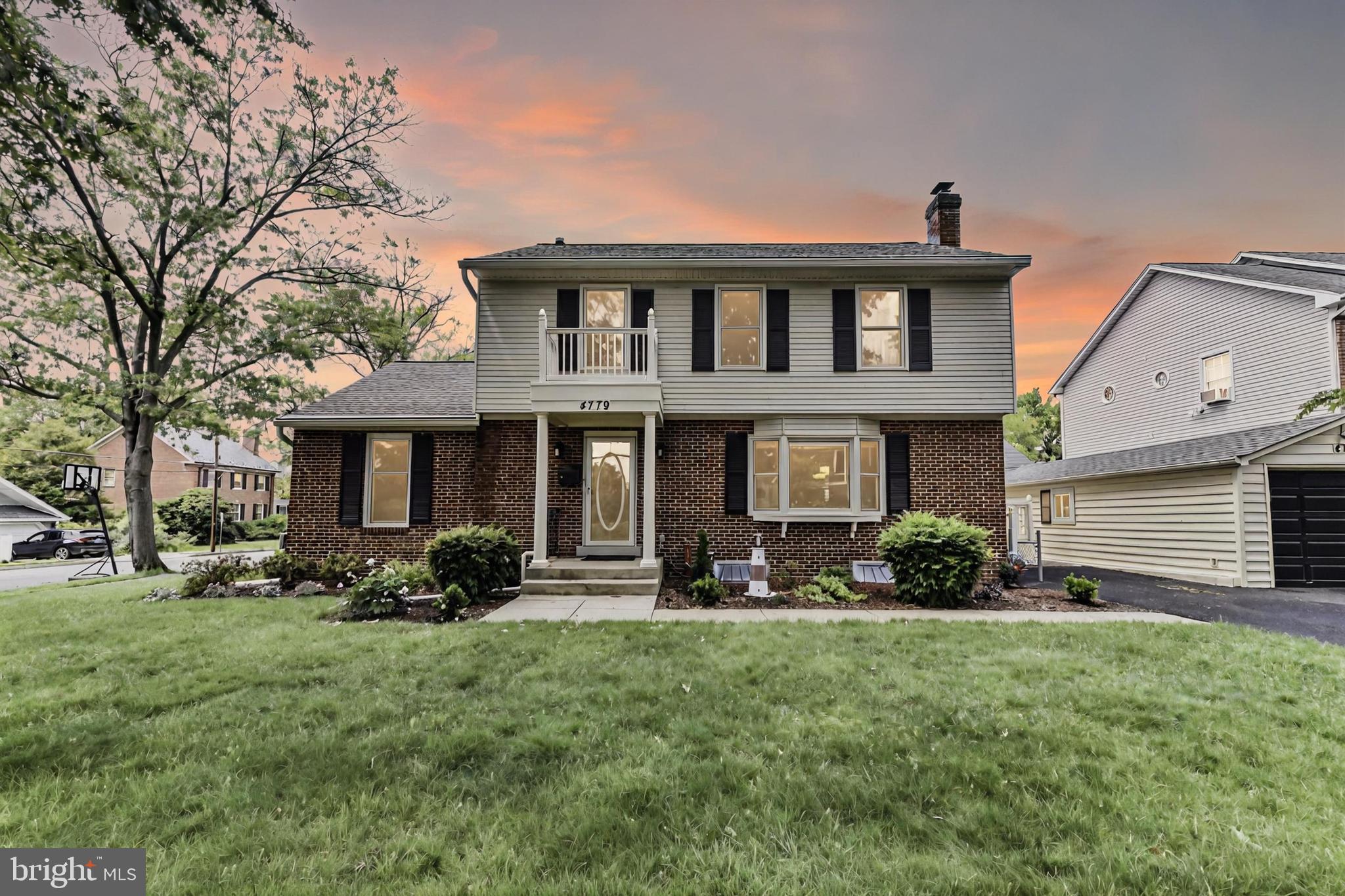 This stunning 4-bedroom, 3.5-bath single-family home in Arlington has everything you’re looking for—bright, open spaces, modern updates, and room to truly live and relax* Step inside to find a light-filled layout with gorgeous contemporary finishes, hardwood floors, and spacious living areas that feel both elegant and comfortable* The updated kitchen features sleek cabinetry, stainless steel appliances, and tons of counter space, perfect for cooking and entertaining* Upstairs, you'll find generously sized bedrooms, including a beautiful primary suite with an ensuite bath* Enjoy outdoor living with a private backyard, a large deck for relaxing or entertaining, and a charming detached garage with extra storage* Whether you're hosting guests or just enjoying a quiet night at home, this home checks all the boxes* Located near Lee Heights Shops, Ballston Quarter, and the vibrant Langston Blvd corridor, you’ll have quick access to popular restaurants, grocery stores, parks, and commuter routes—plus the best of North Arlington living just minutes from your door*
**Owners prefer 24-month lease**