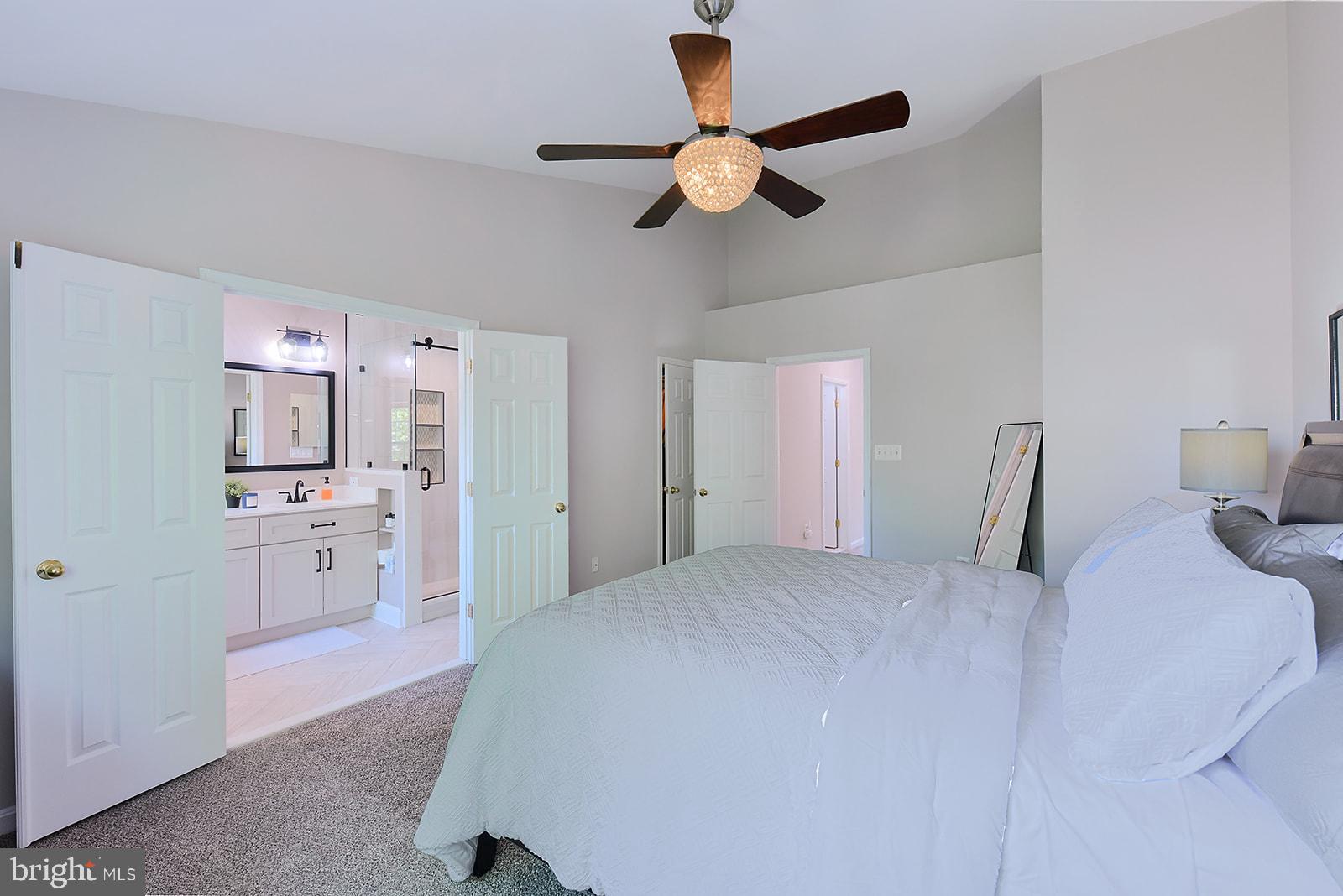 RUSSETT GREEN - Residential