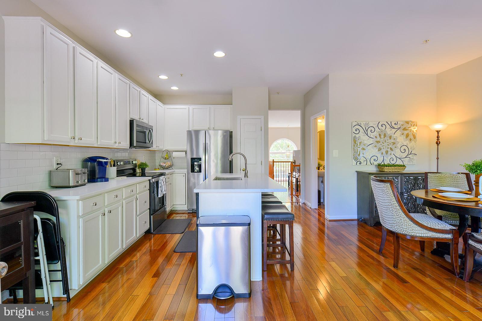 RUSSETT GREEN - Residential