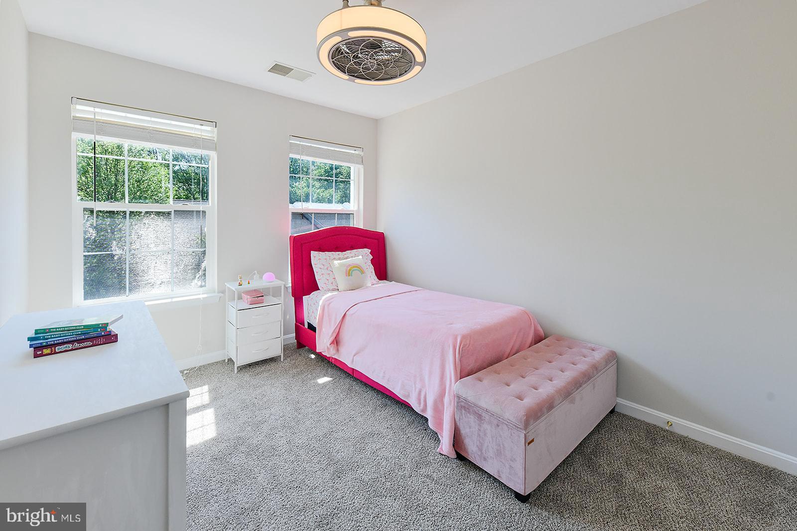 RUSSETT GREEN - Residential