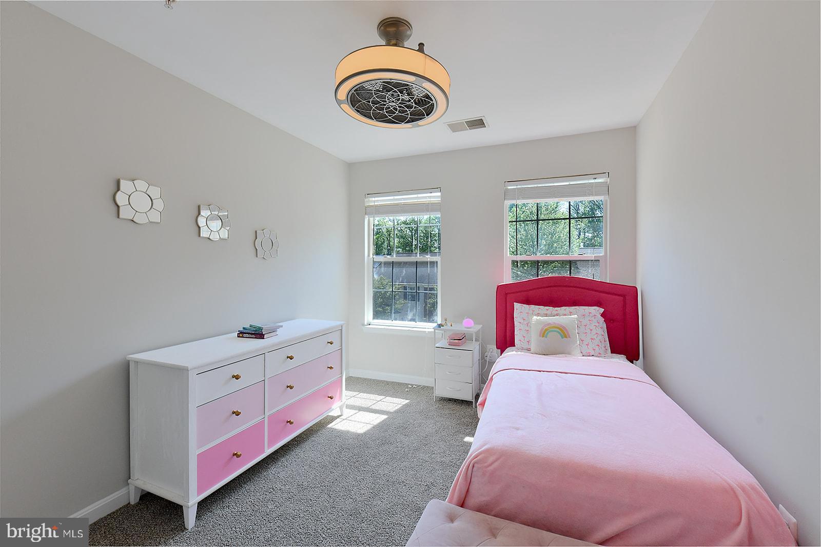 RUSSETT GREEN - Residential