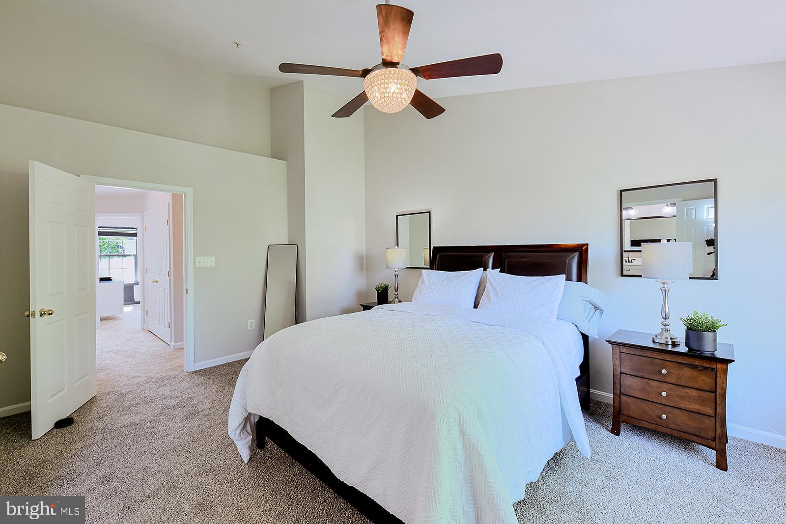 RUSSETT GREEN - Residential