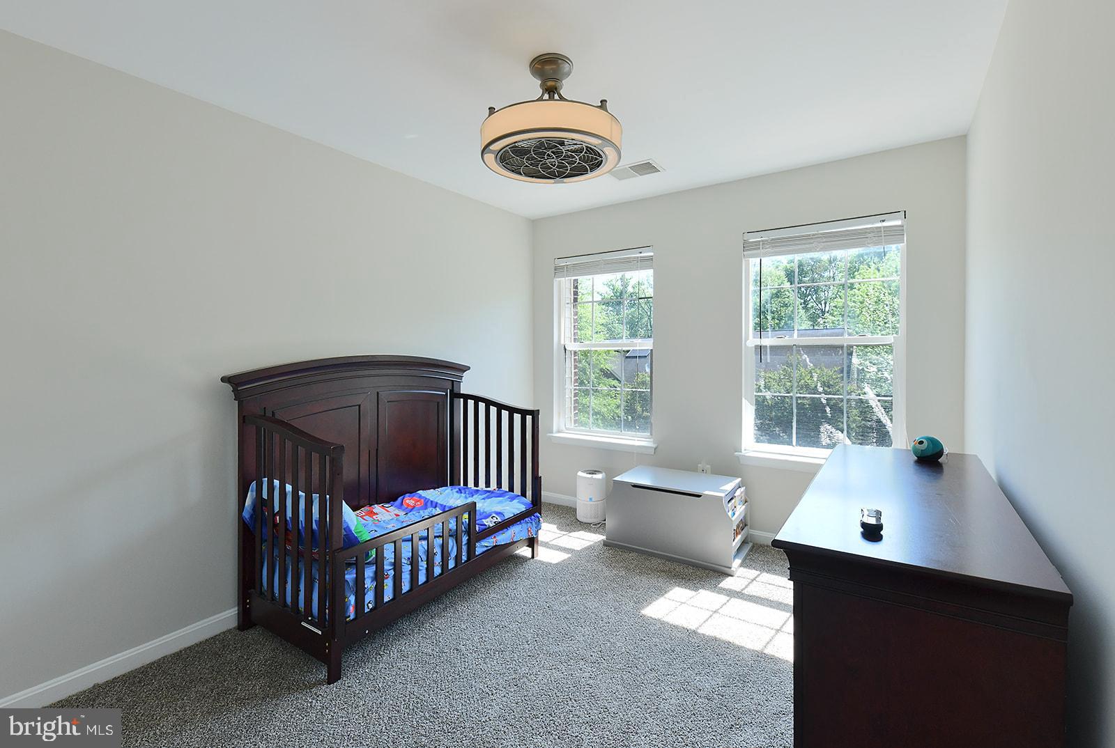 RUSSETT GREEN - Residential