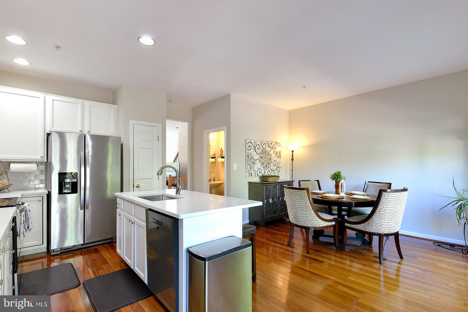 RUSSETT GREEN - Residential