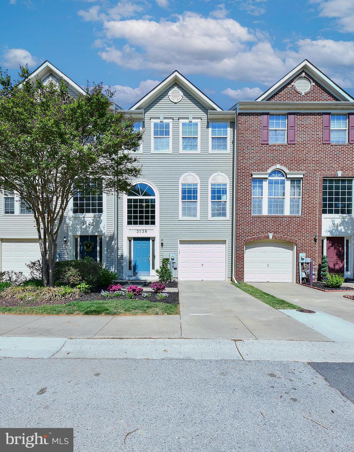 RUSSETT GREEN - Residential