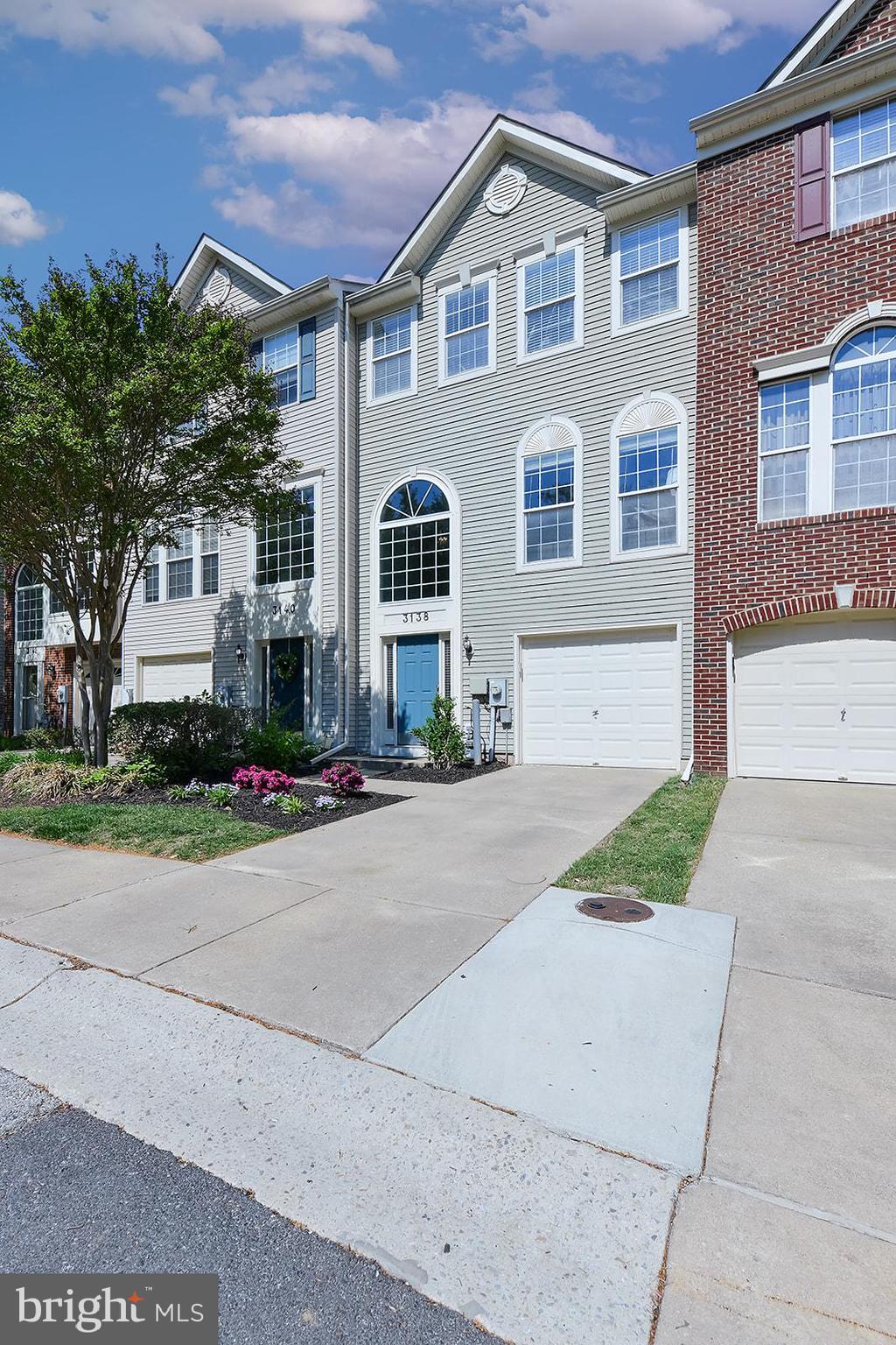 RUSSETT GREEN - Residential