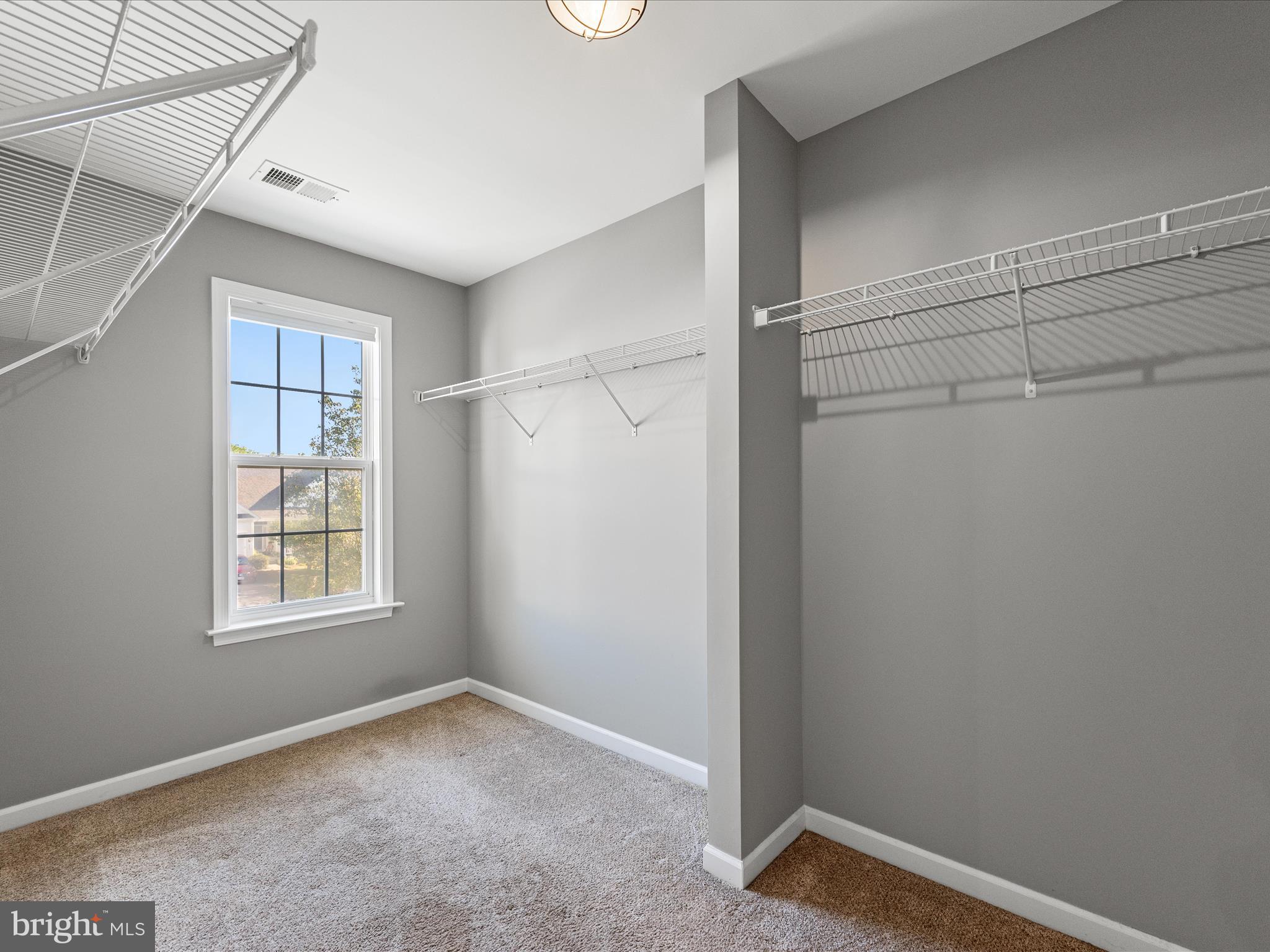 STAR FORT - Residential