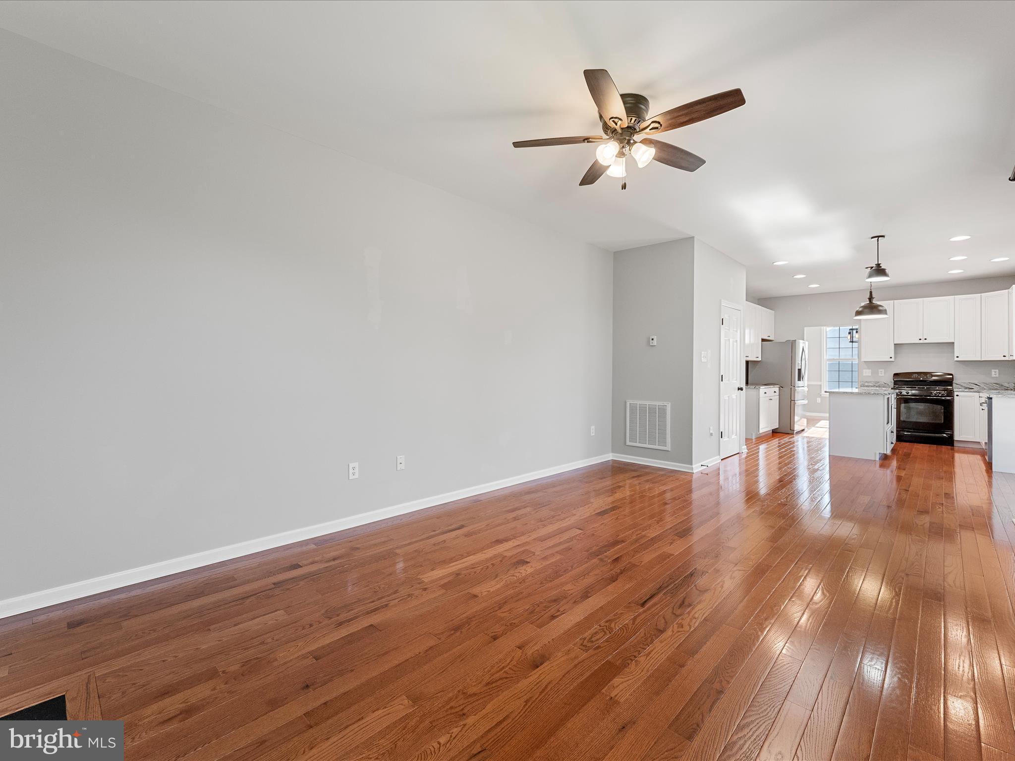 STAR FORT - Residential