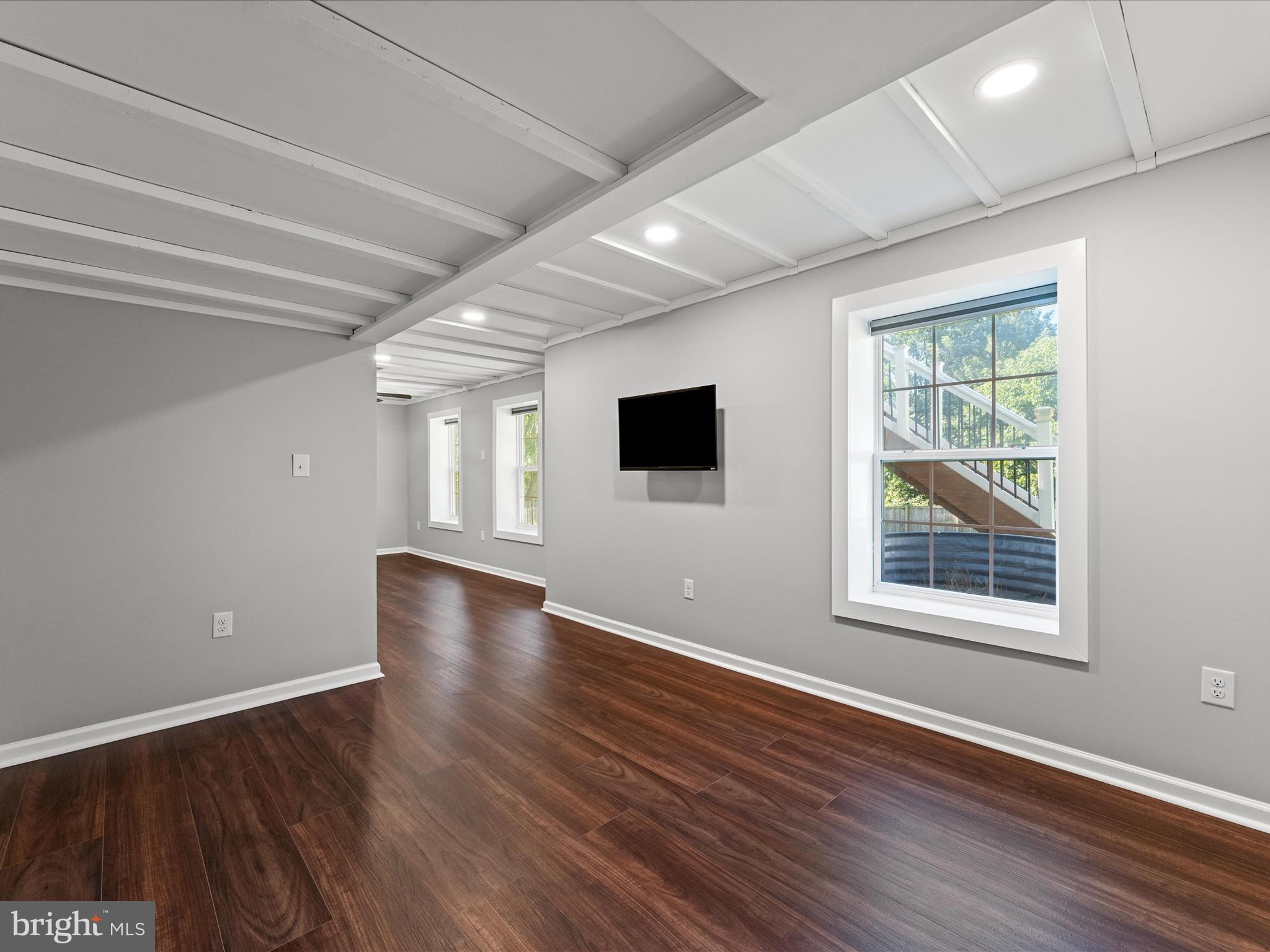 STAR FORT - Residential