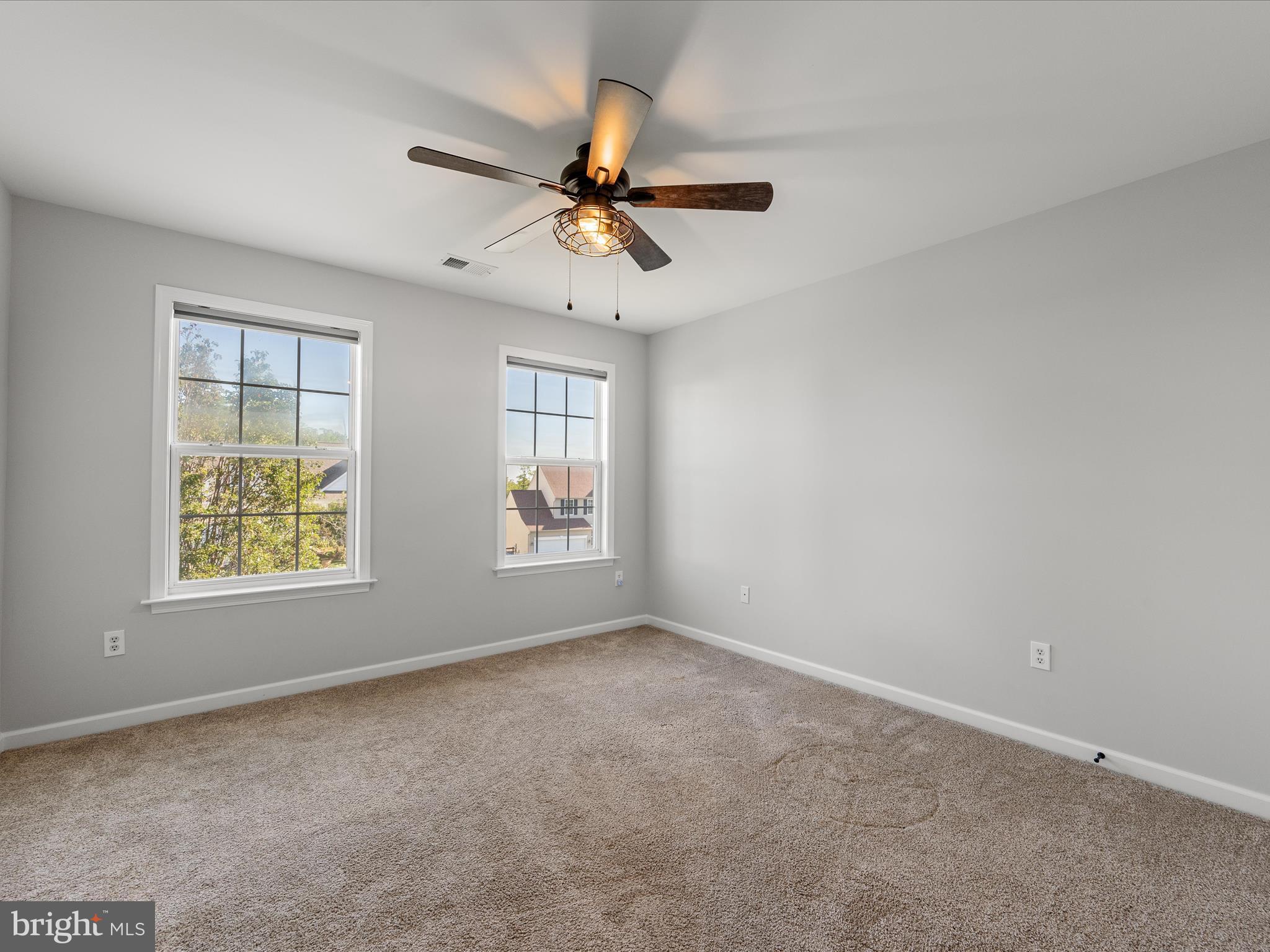 STAR FORT - Residential