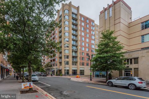 1020 N HIGHLAND STREET 905 ARLINGTON VA 22201
