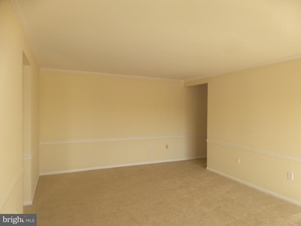 MARLOW TOWERS CONDOMINIUMS - Residential