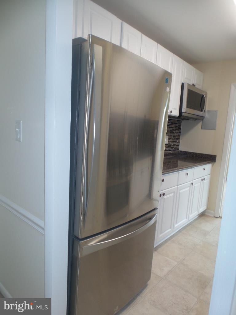 MARLOW TOWERS CONDOMINIUMS - Residential