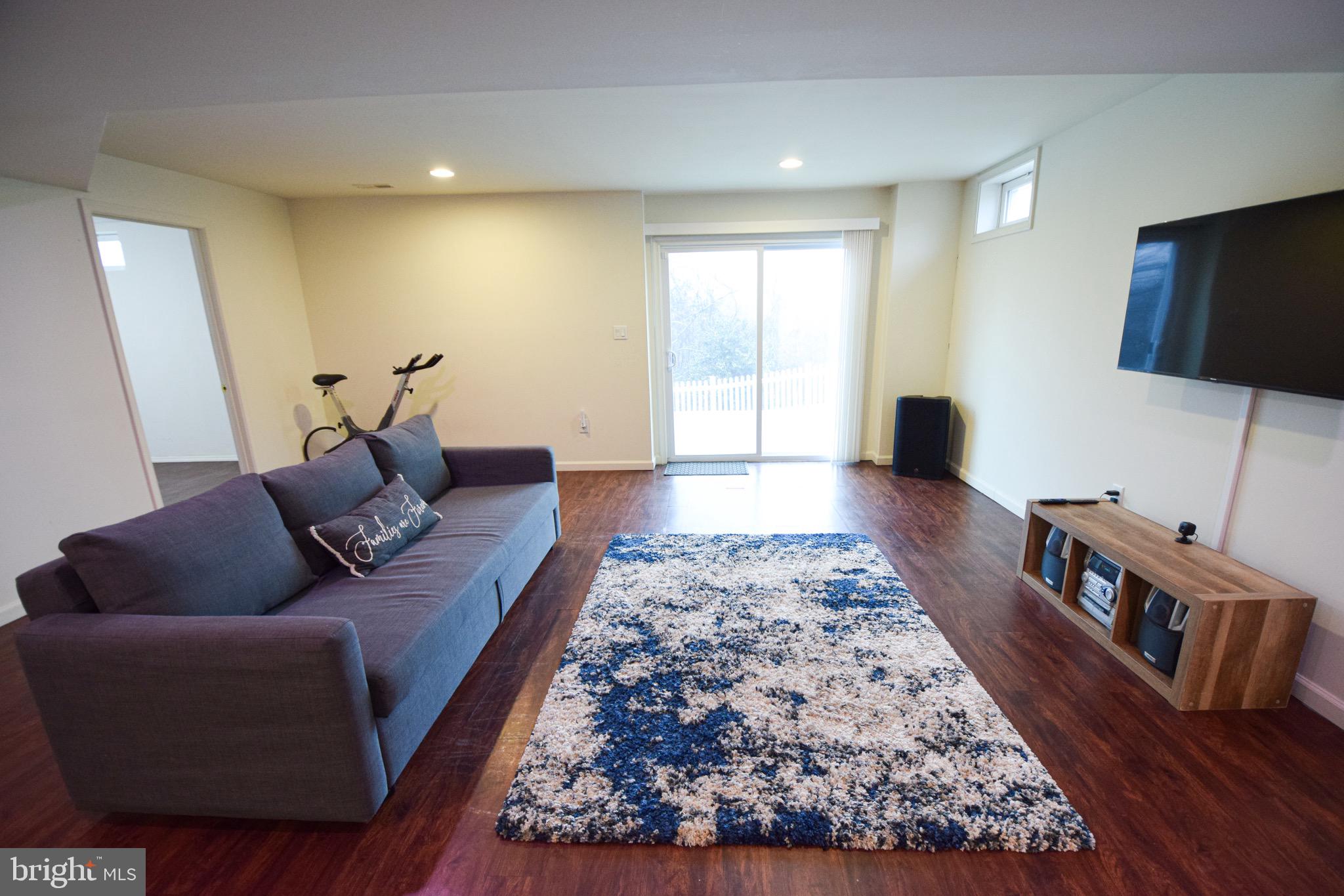 WHITE MARSH - Residential