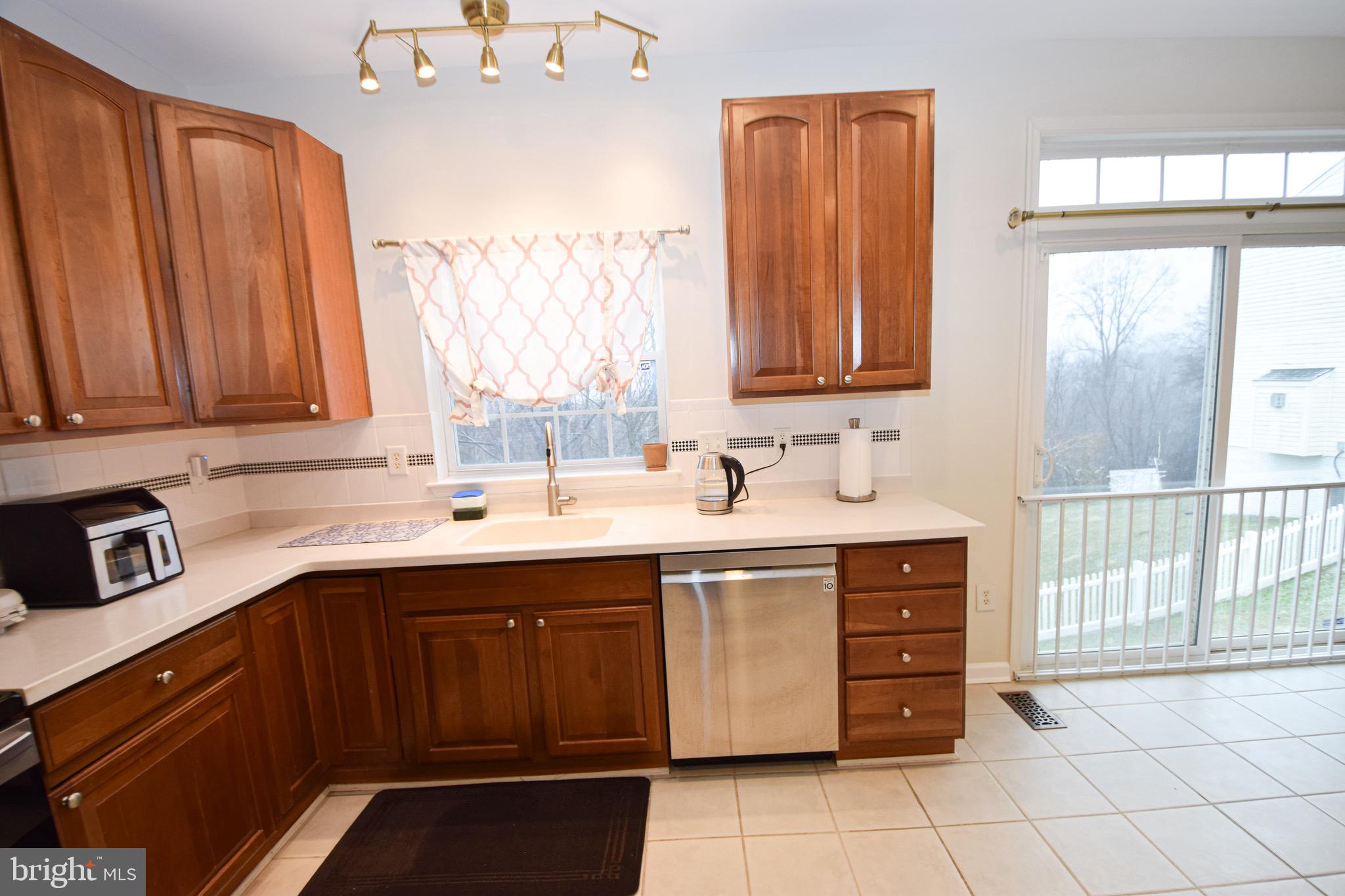 WHITE MARSH - Residential