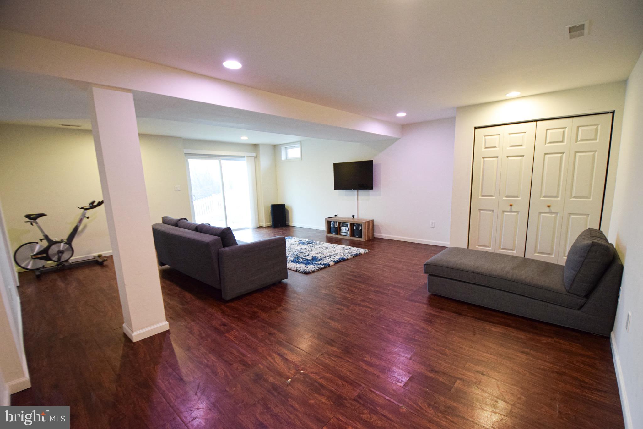 WHITE MARSH - Residential