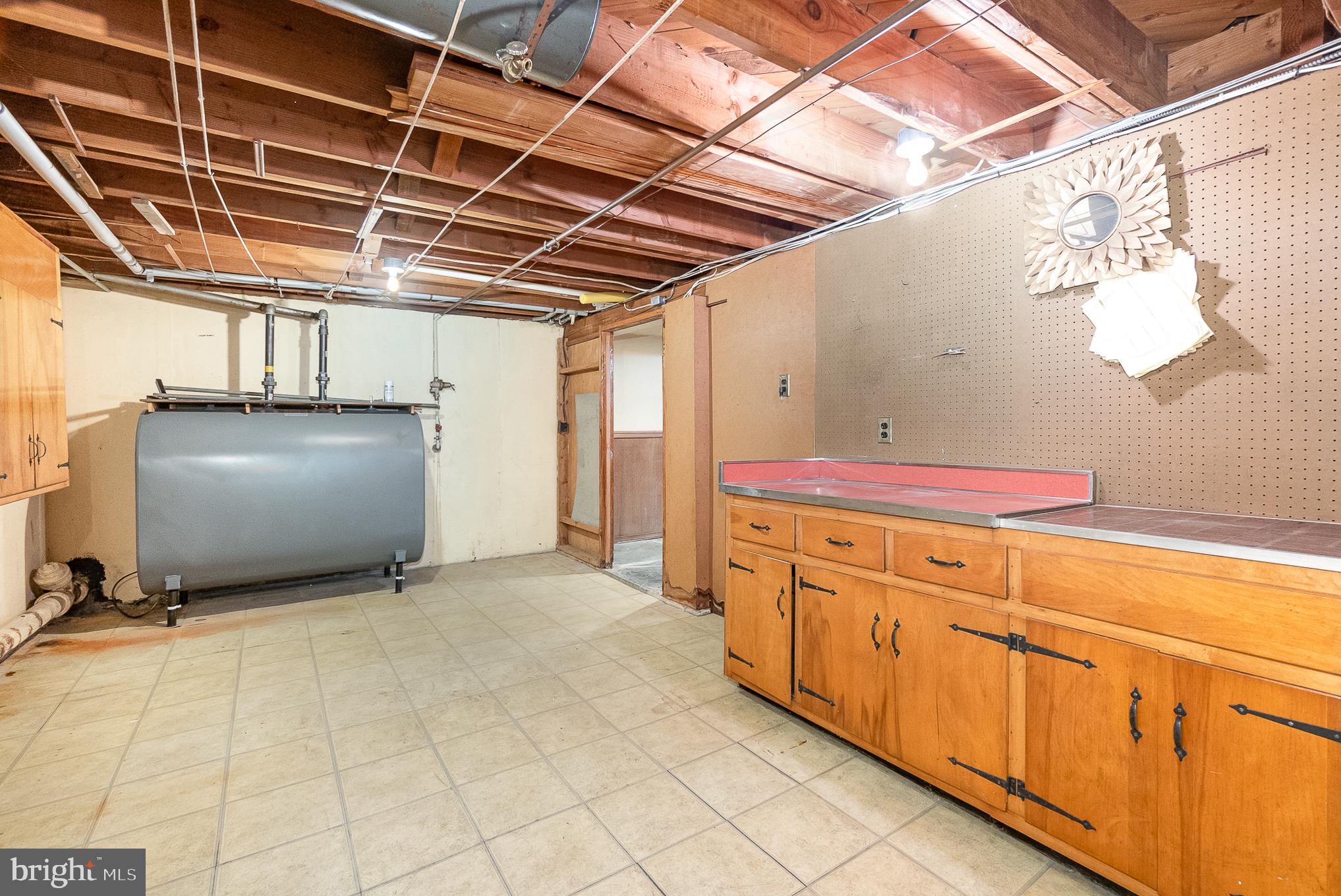 PERRY HALL - Residential