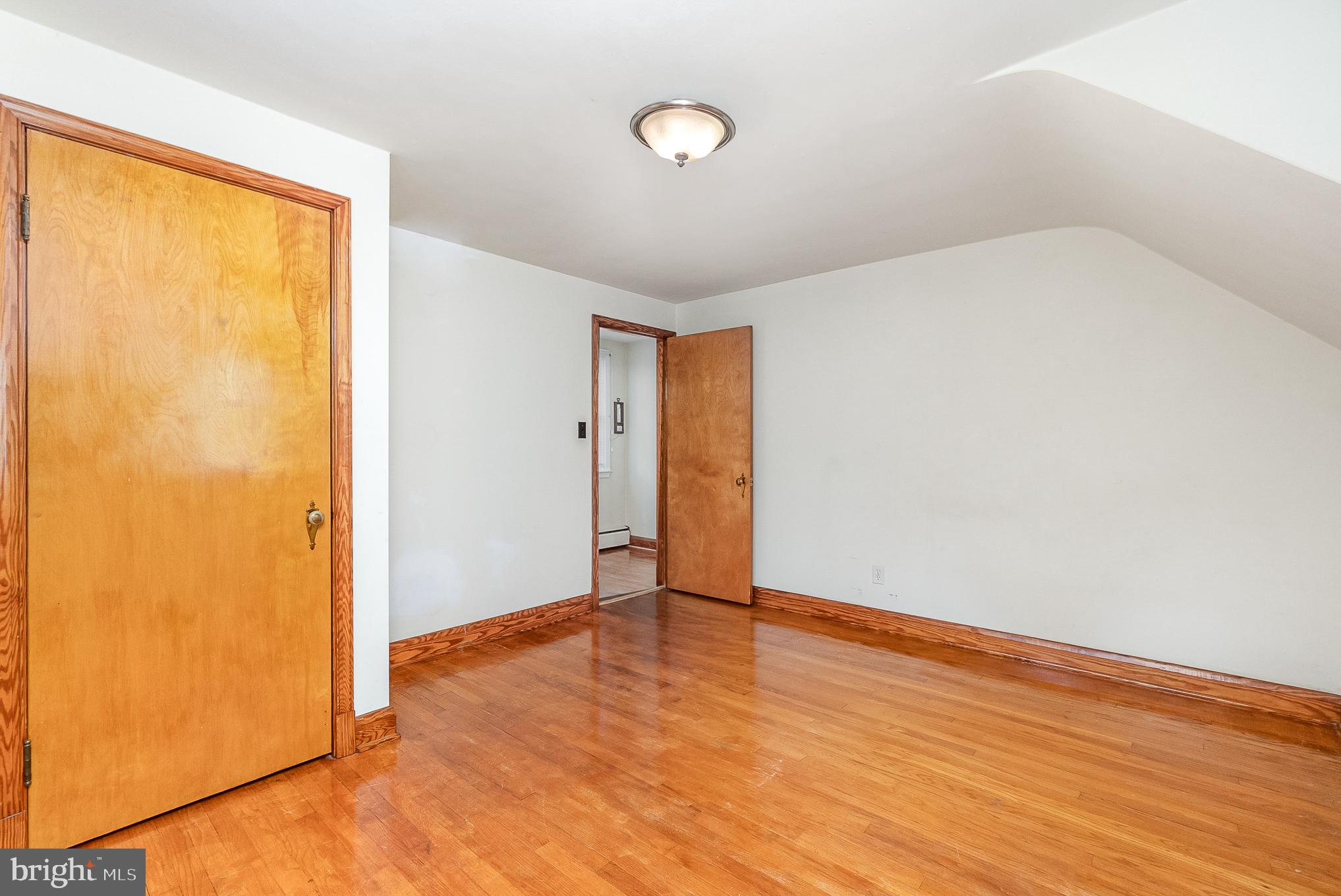 PERRY HALL - Residential