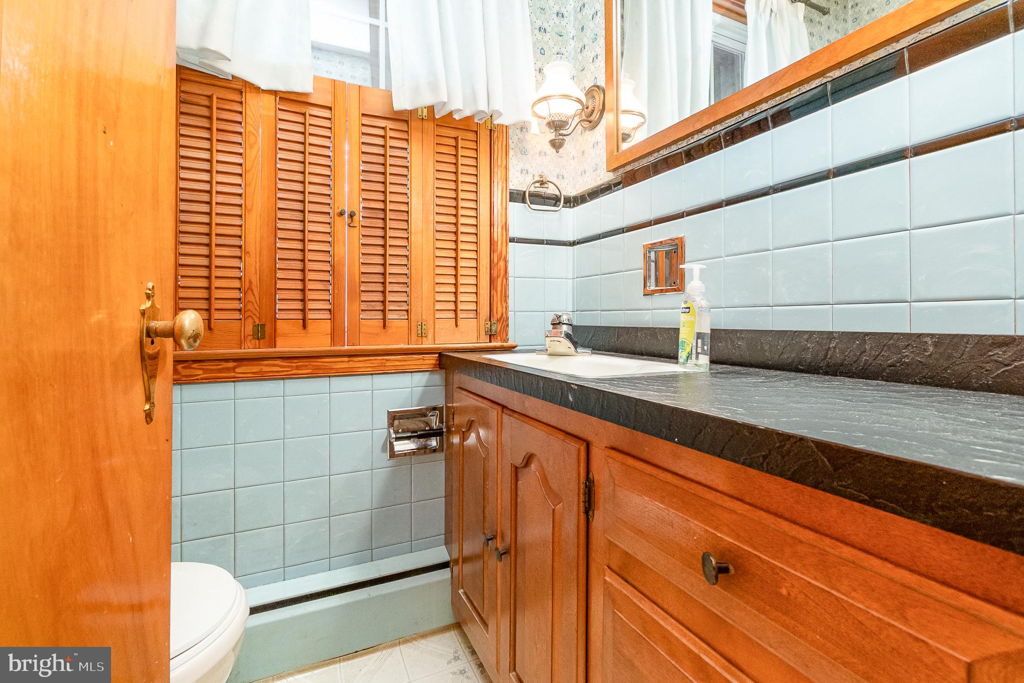 PERRY HALL - Residential