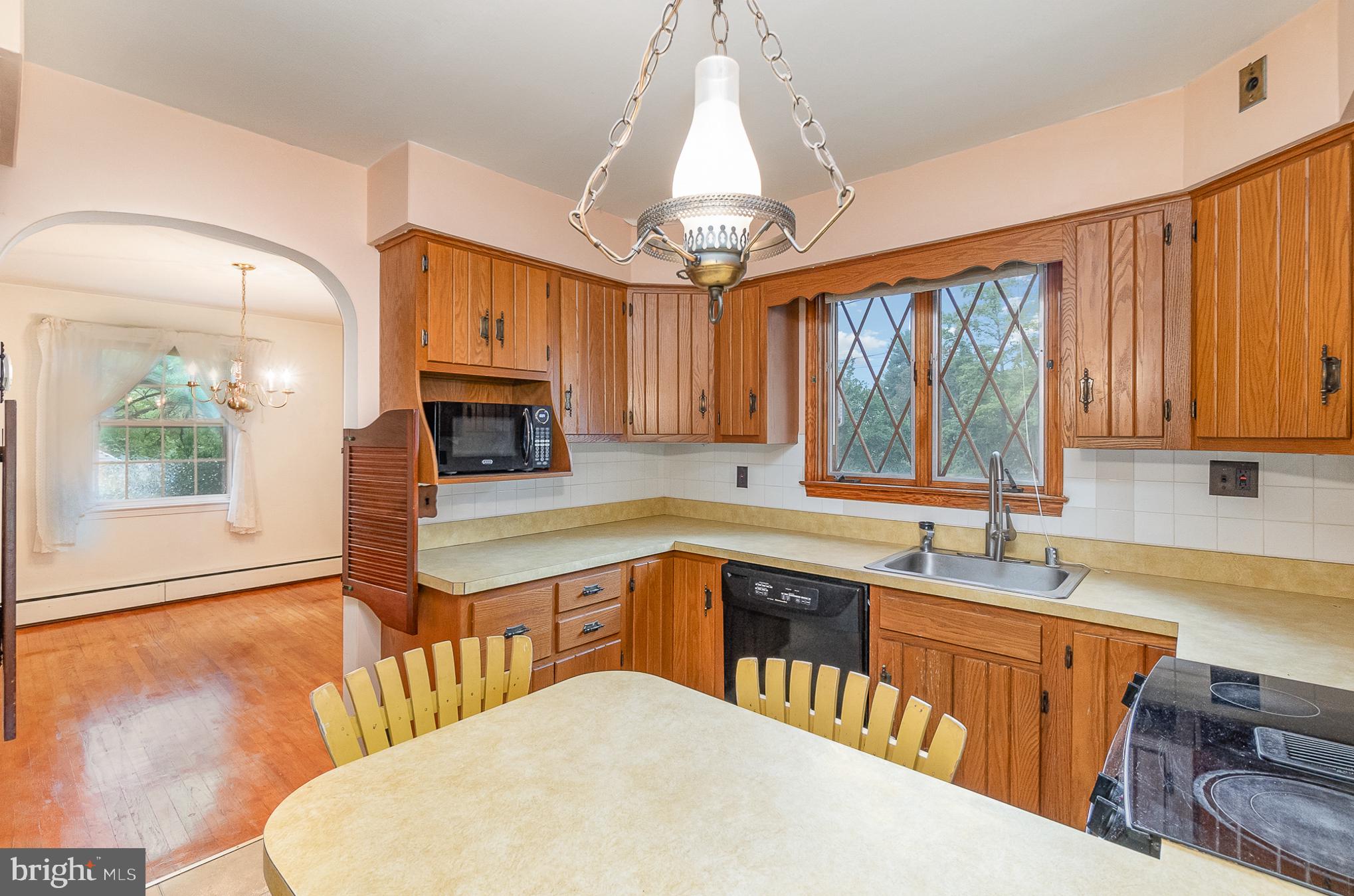 PERRY HALL - Residential