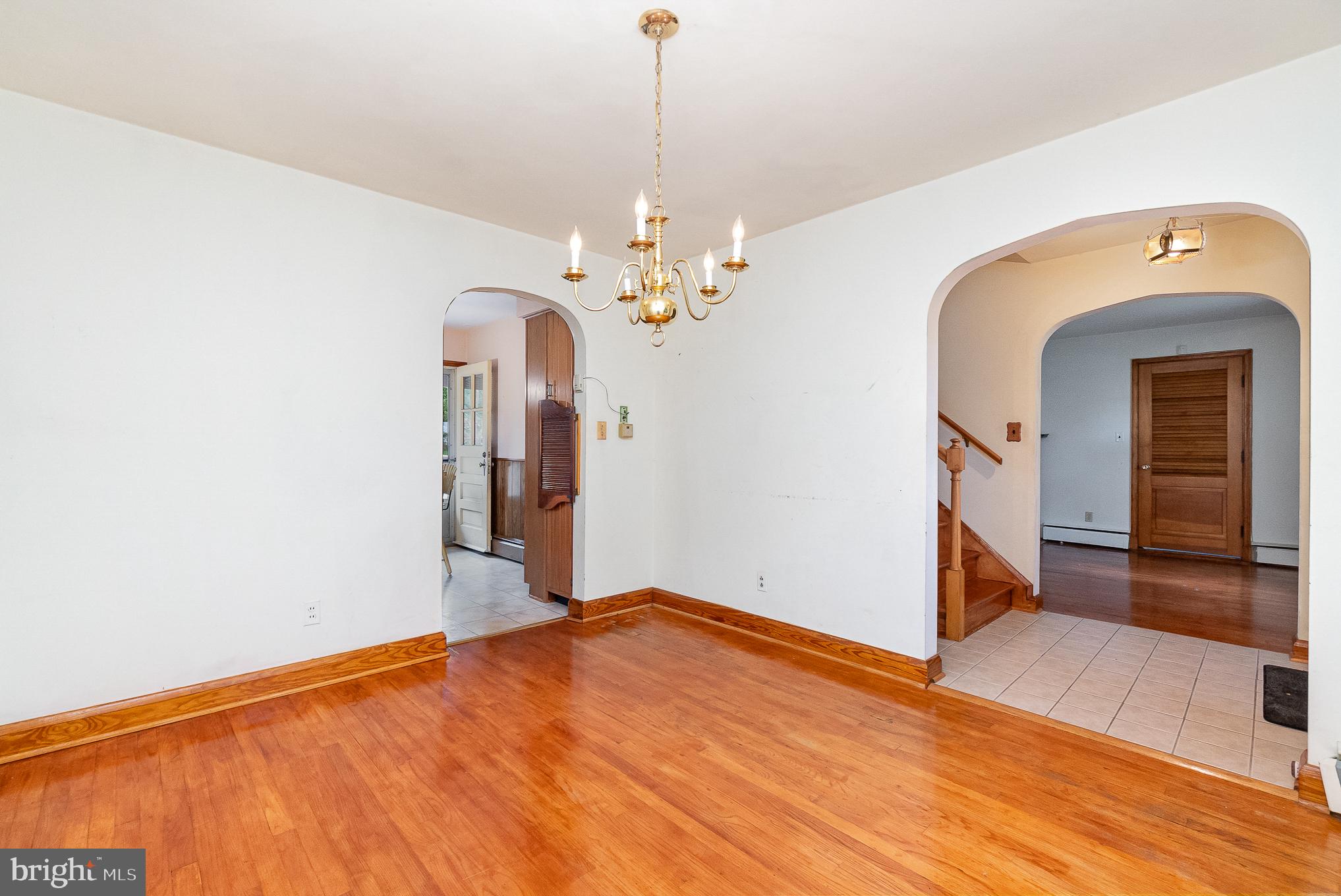 PERRY HALL - Residential