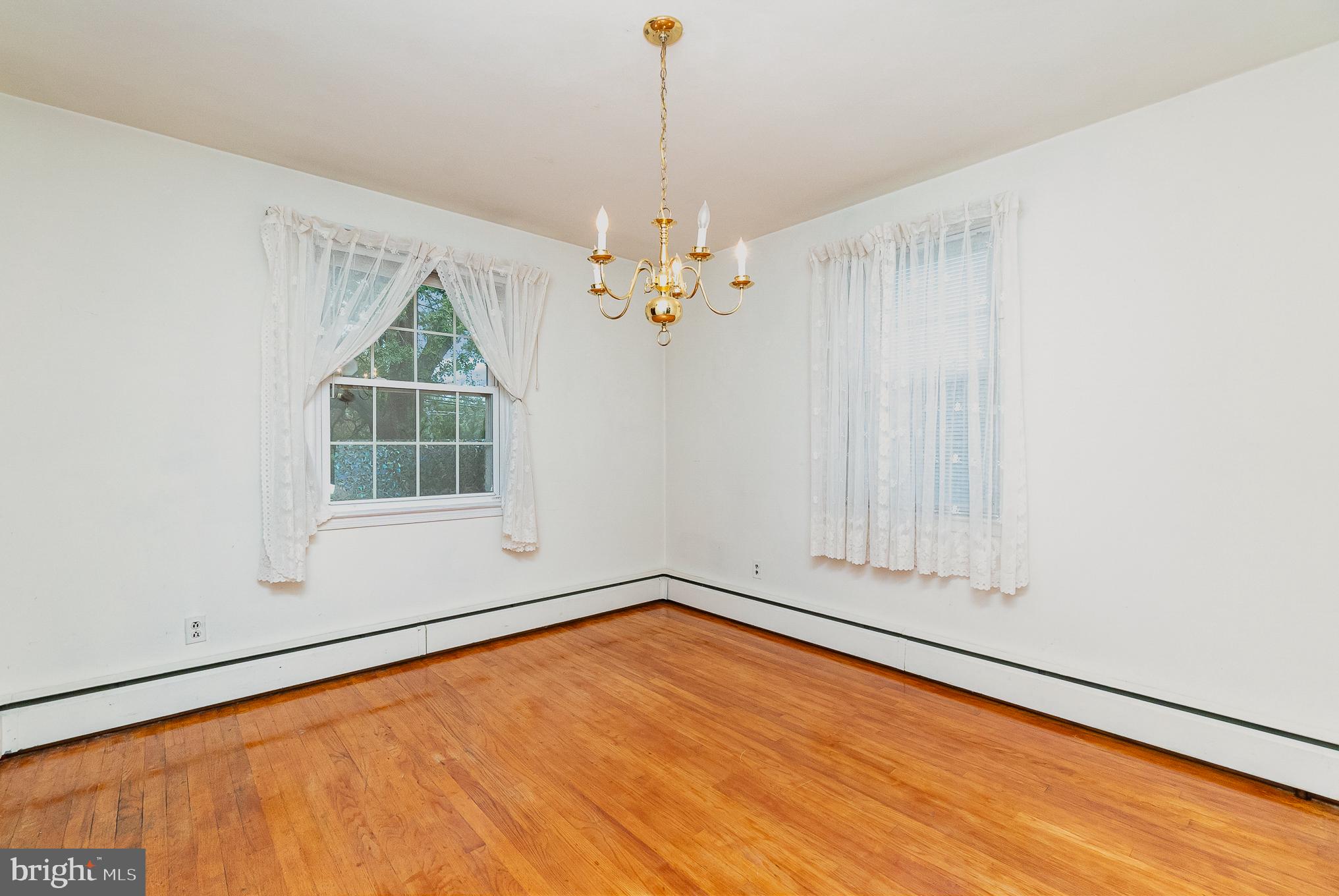 PERRY HALL - Residential