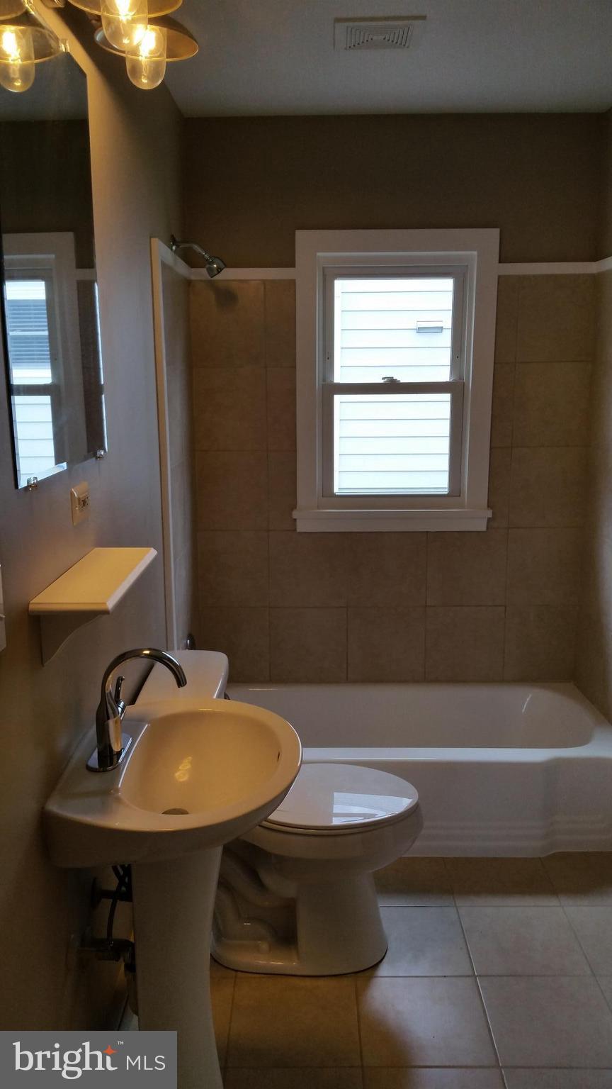 RIVIERA BEACH - Residential