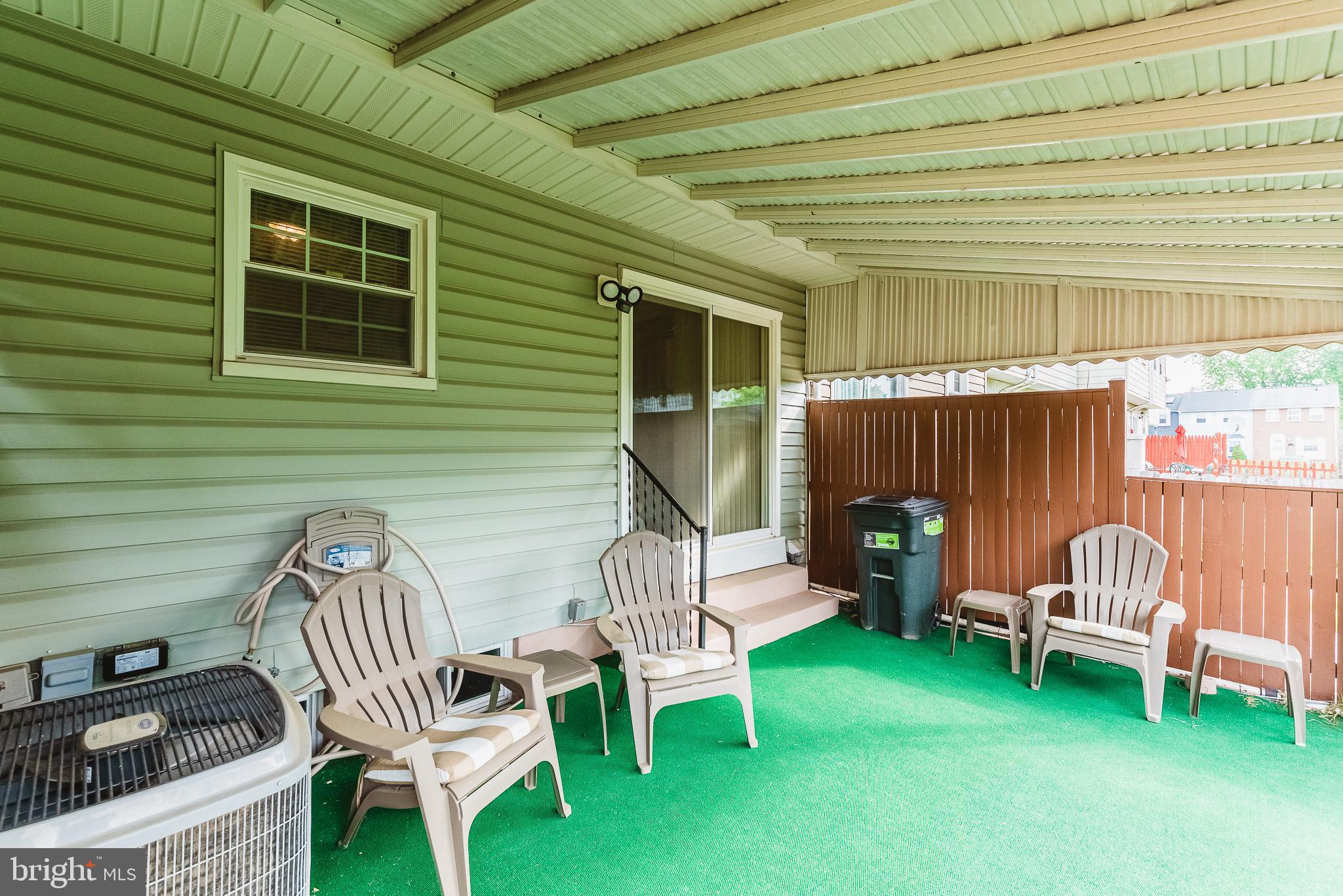 KINGS COURT - Residential