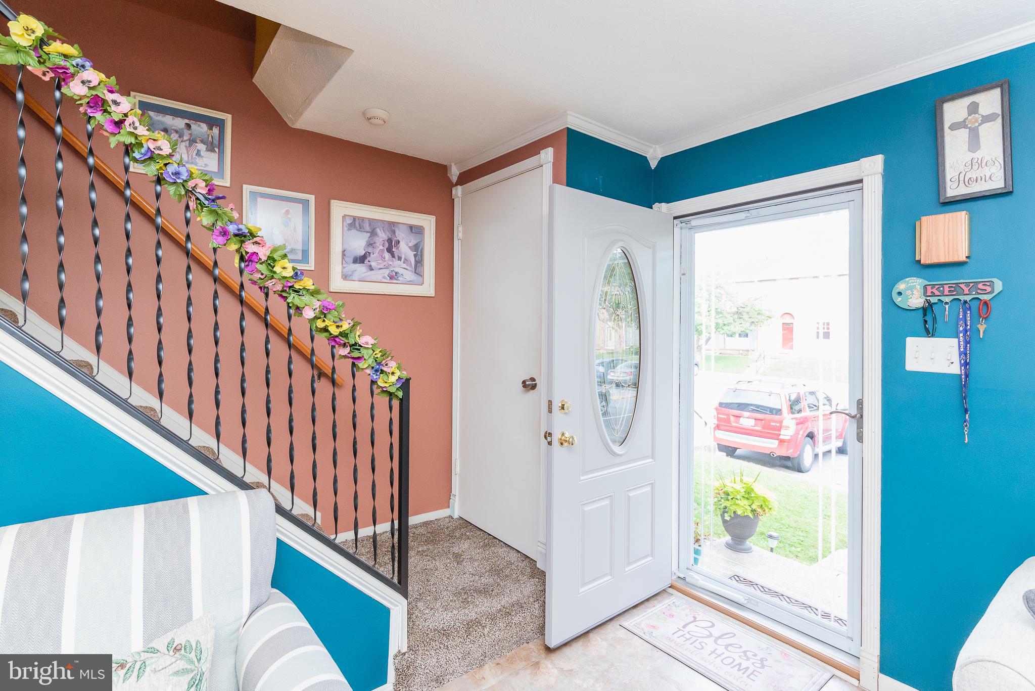 KINGS COURT - Residential