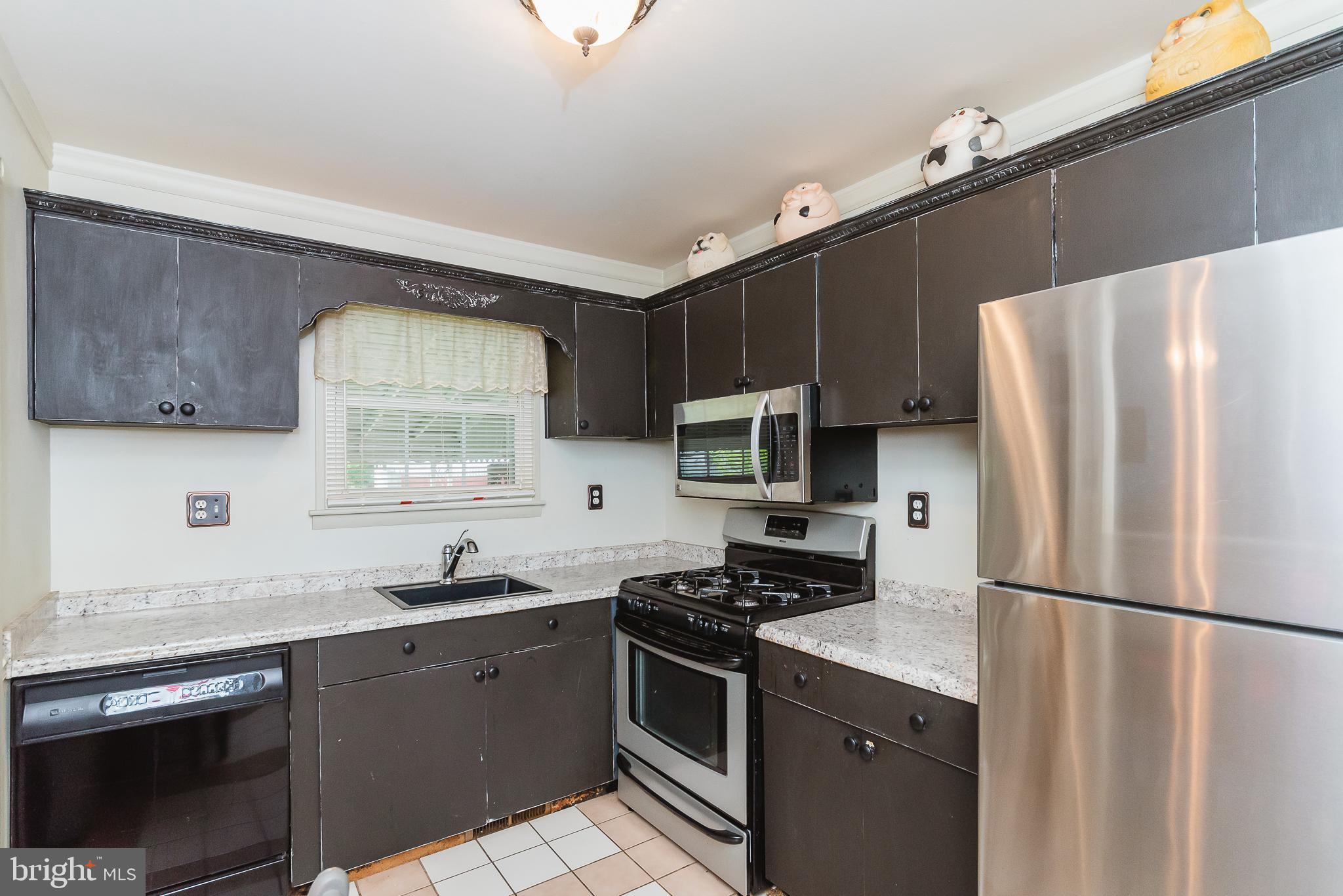 KINGS COURT - Residential