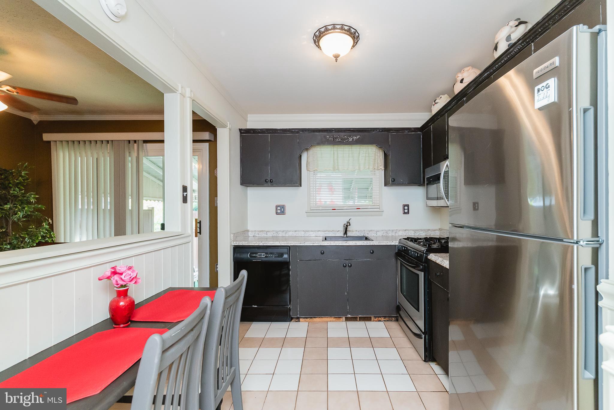 KINGS COURT - Residential