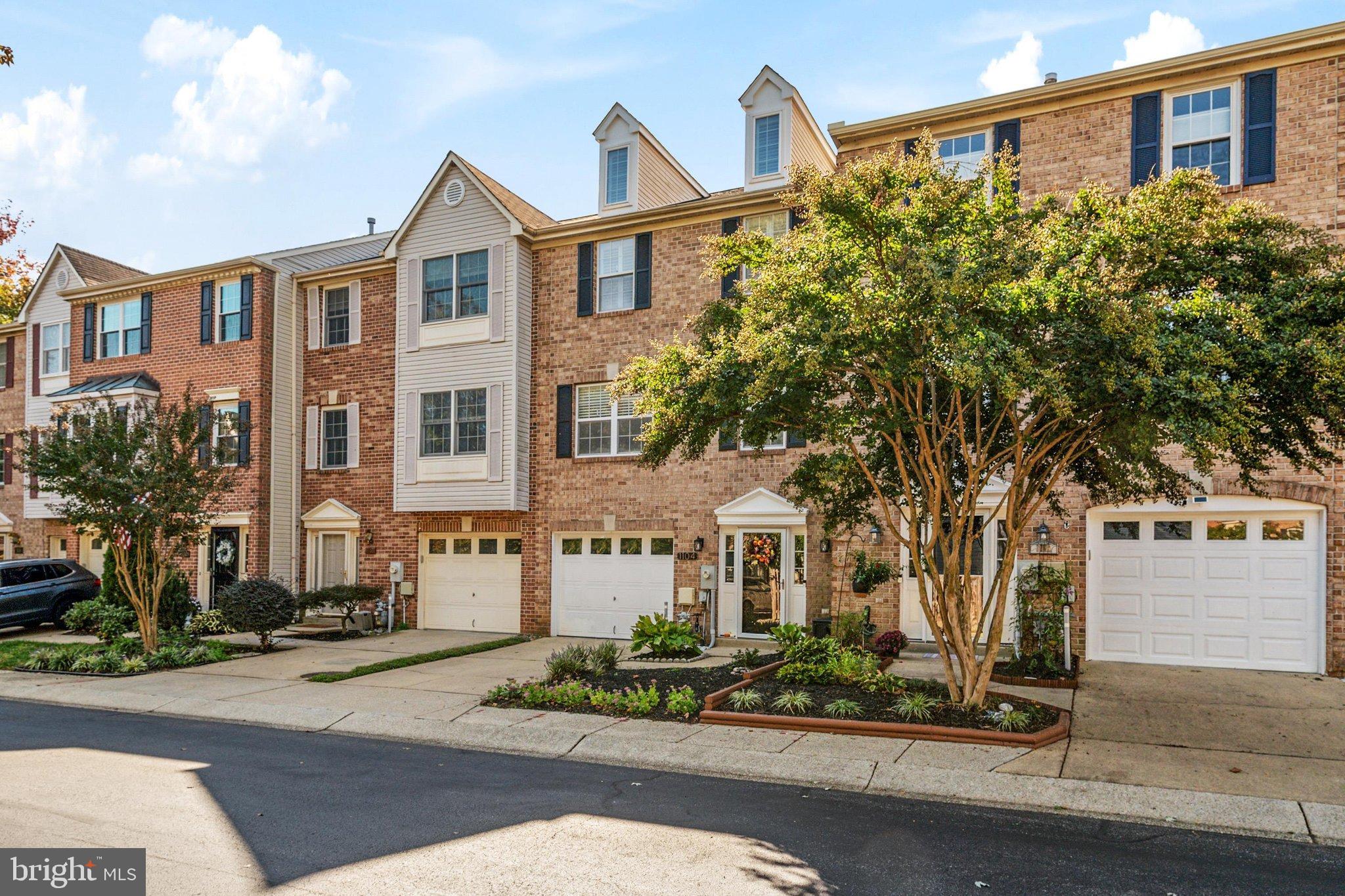 1104 NIBLICK COURT
