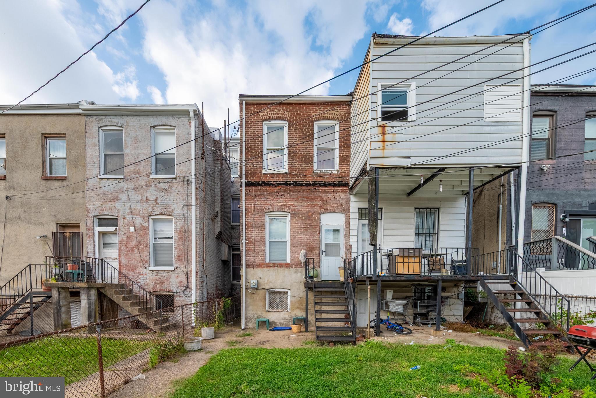 EAST BALTIMORE MIDWAY - Residential