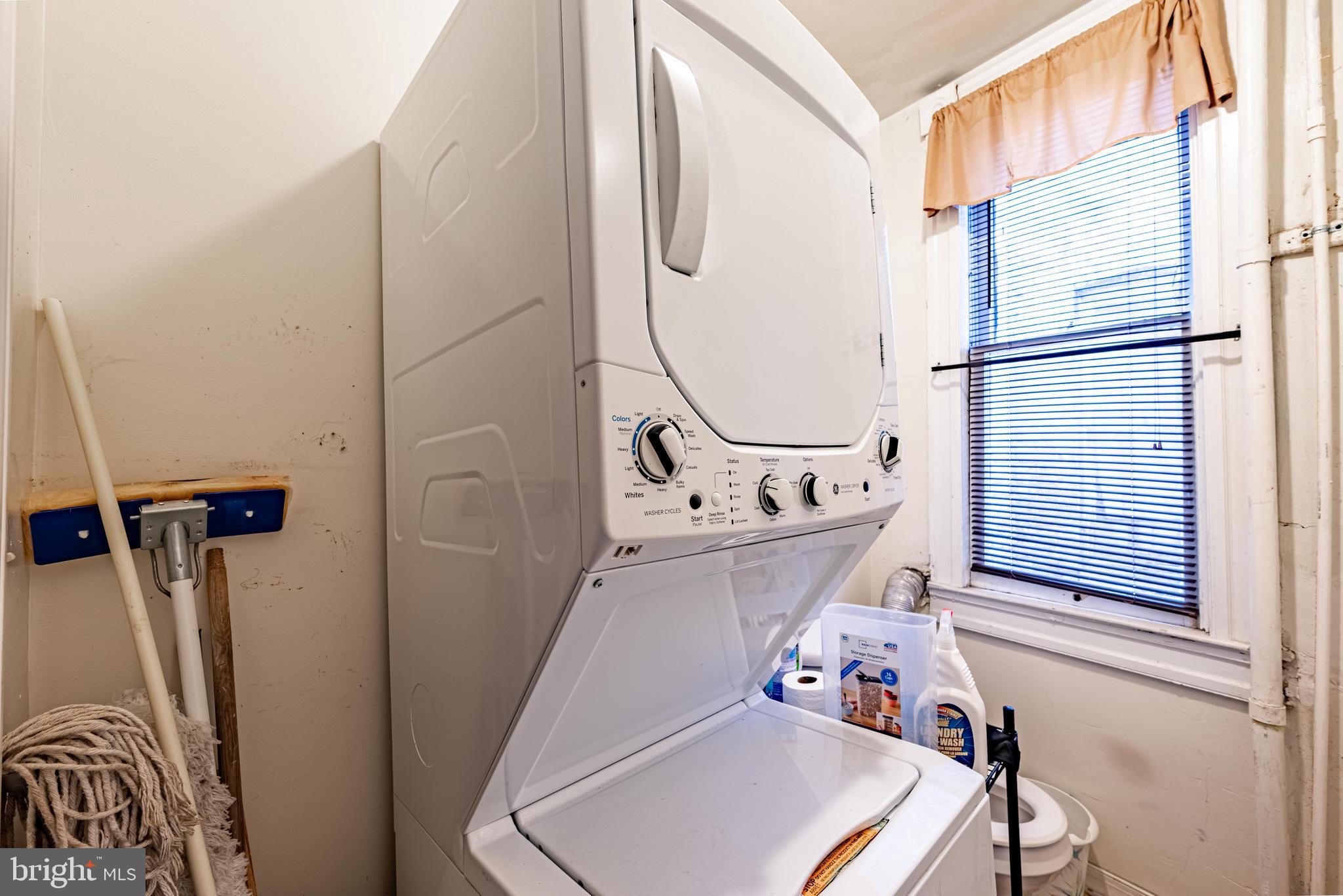 EAST BALTIMORE MIDWAY - Residential