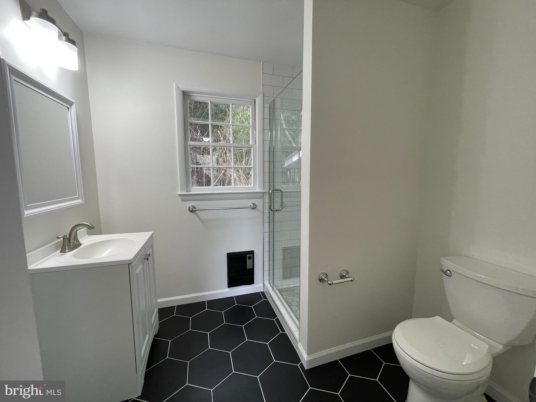 PT ROCKVILLE OUT RES - Residential Lease