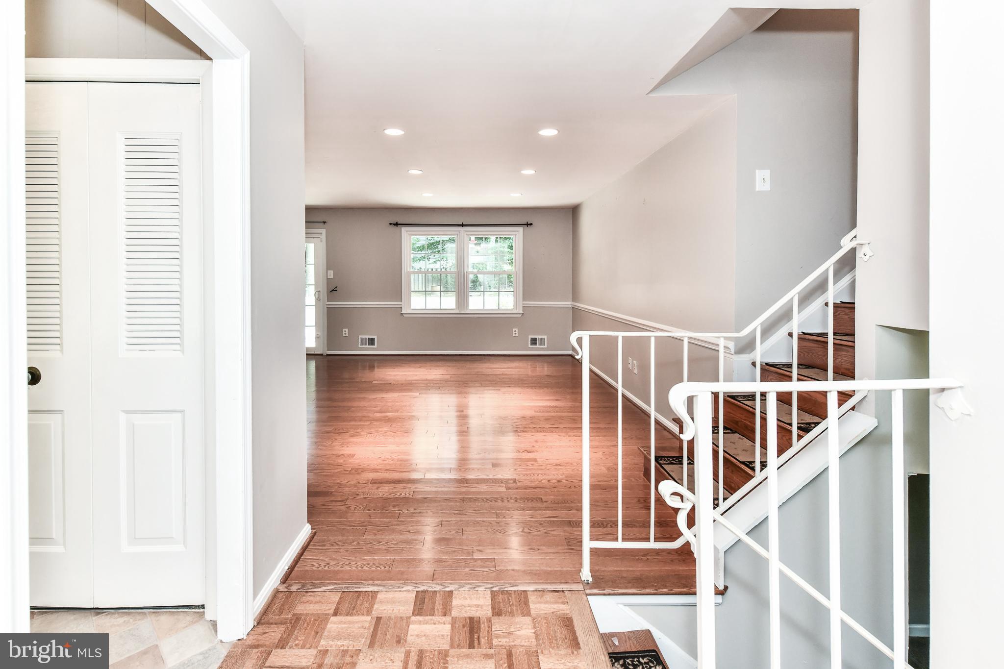 BRIARWOOD - Residential Lease