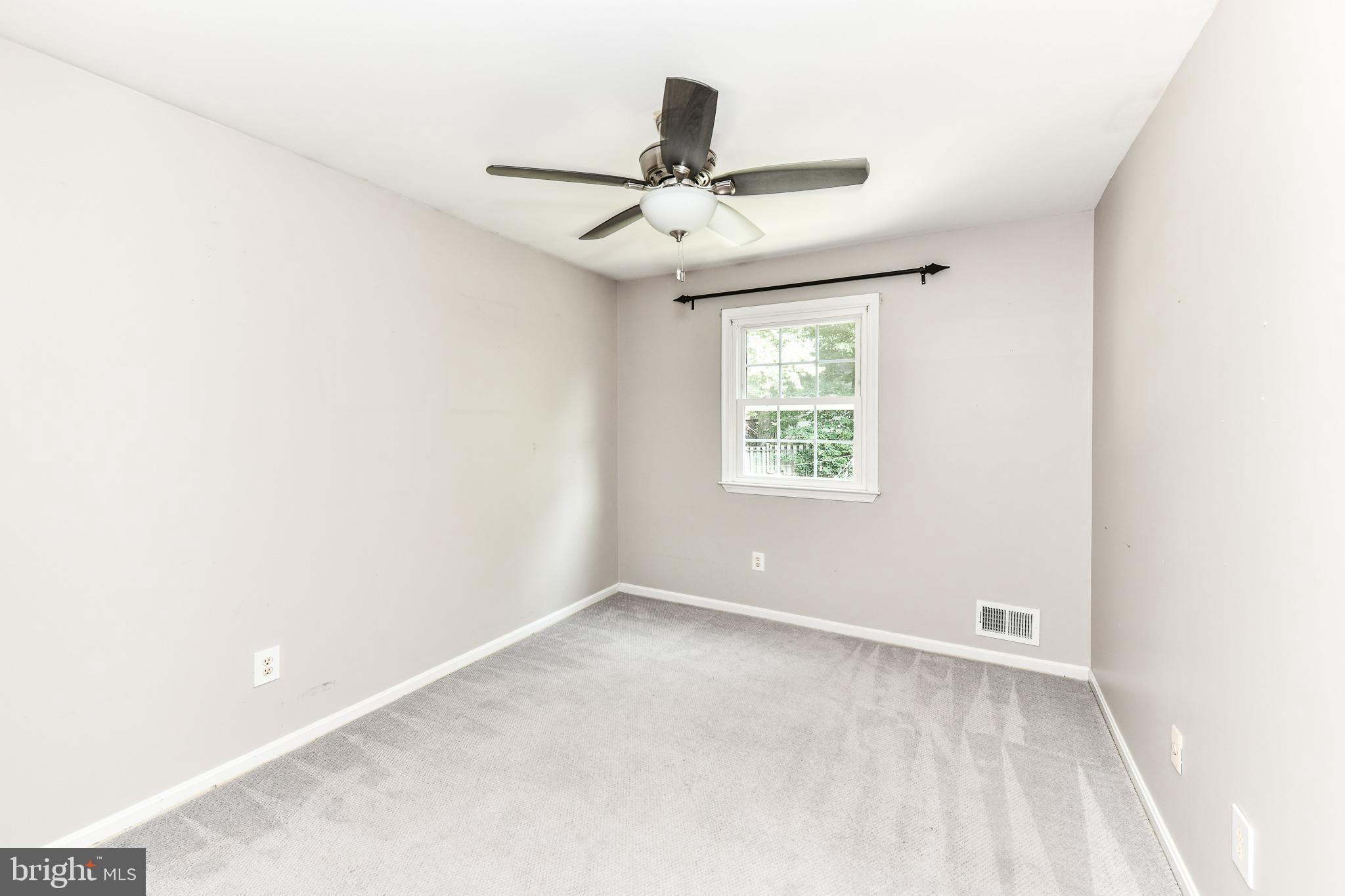 BRIARWOOD - Residential Lease