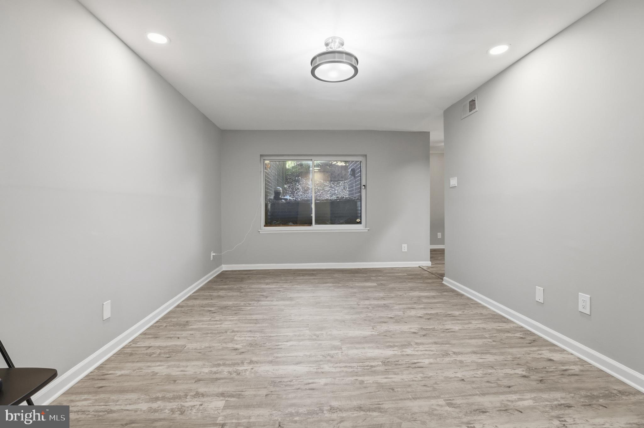 CHERRY GLEN - Residential